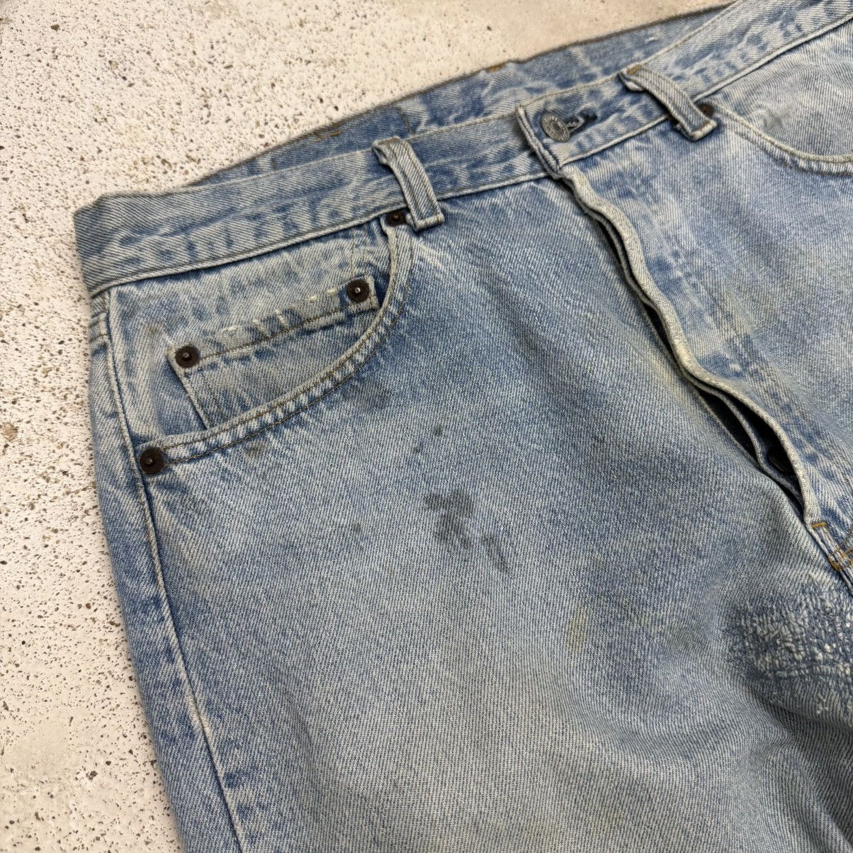 Levi's Vintage Levis 501 Buttonfly Distressed Repaired Denim Pants Size US 32 / EU 48 - 7 Thumbnail