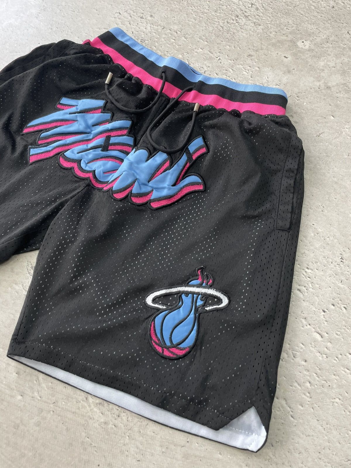 Just Don Just Don Miami Heat NBA shirt basketball y2k hype Size US 32 / EU 48 - 5 Thumbnail