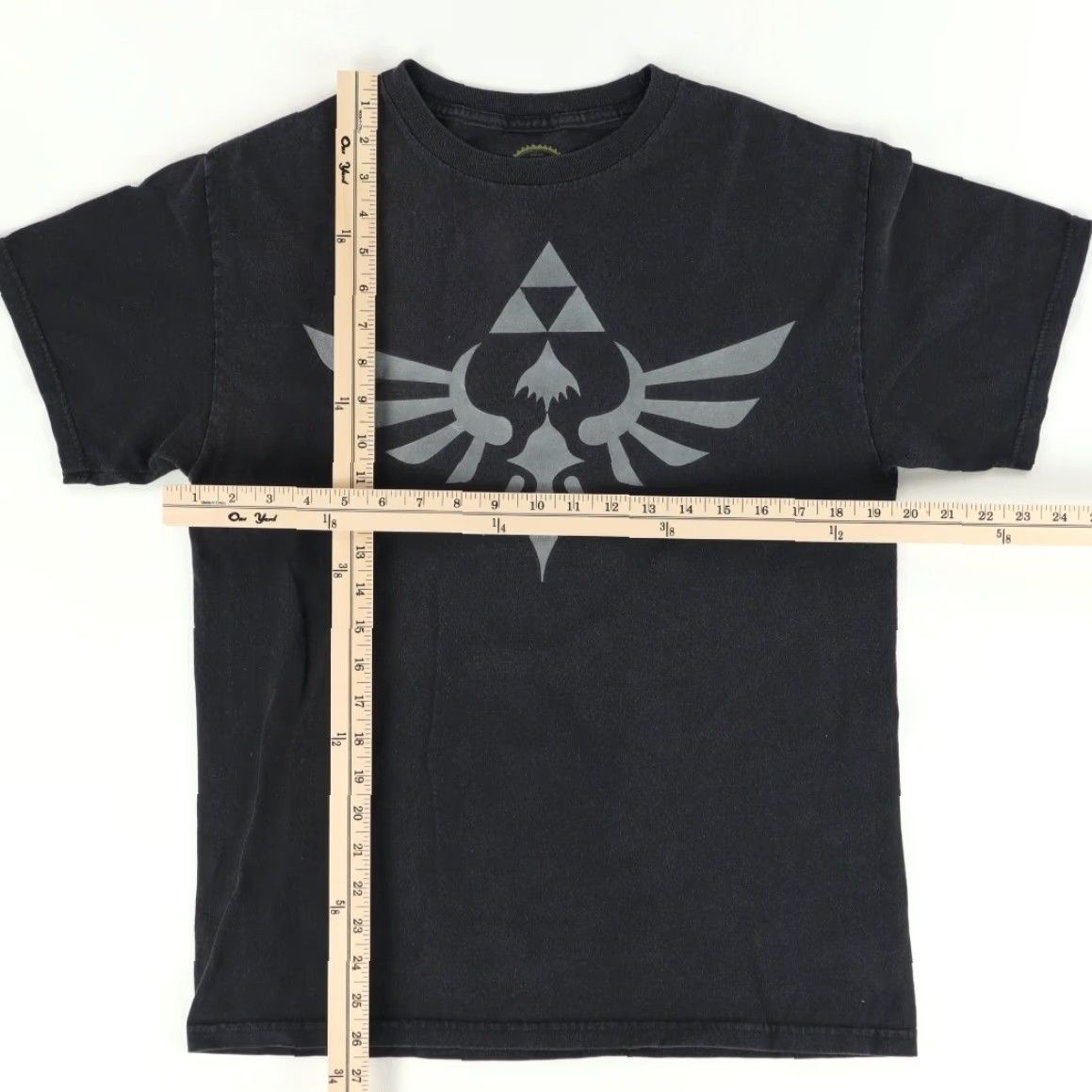 Nintendo Nintendo Legend of Zelda Skyward Sword Solid T-Shirt Gray Men M Size US M / EU 48-50 / 2 - 3 Thumbnail
