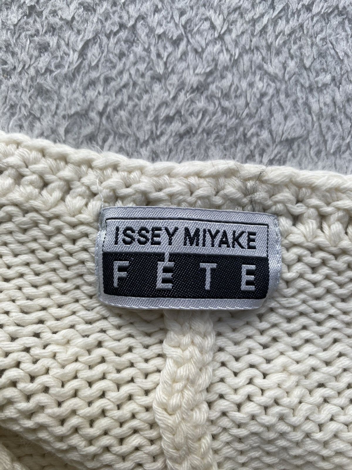 Issey Miyake S/S 2005 Issey Miyake Fete Knit Cardigan Size S / US 4 / IT 40 - 11 Thumbnail