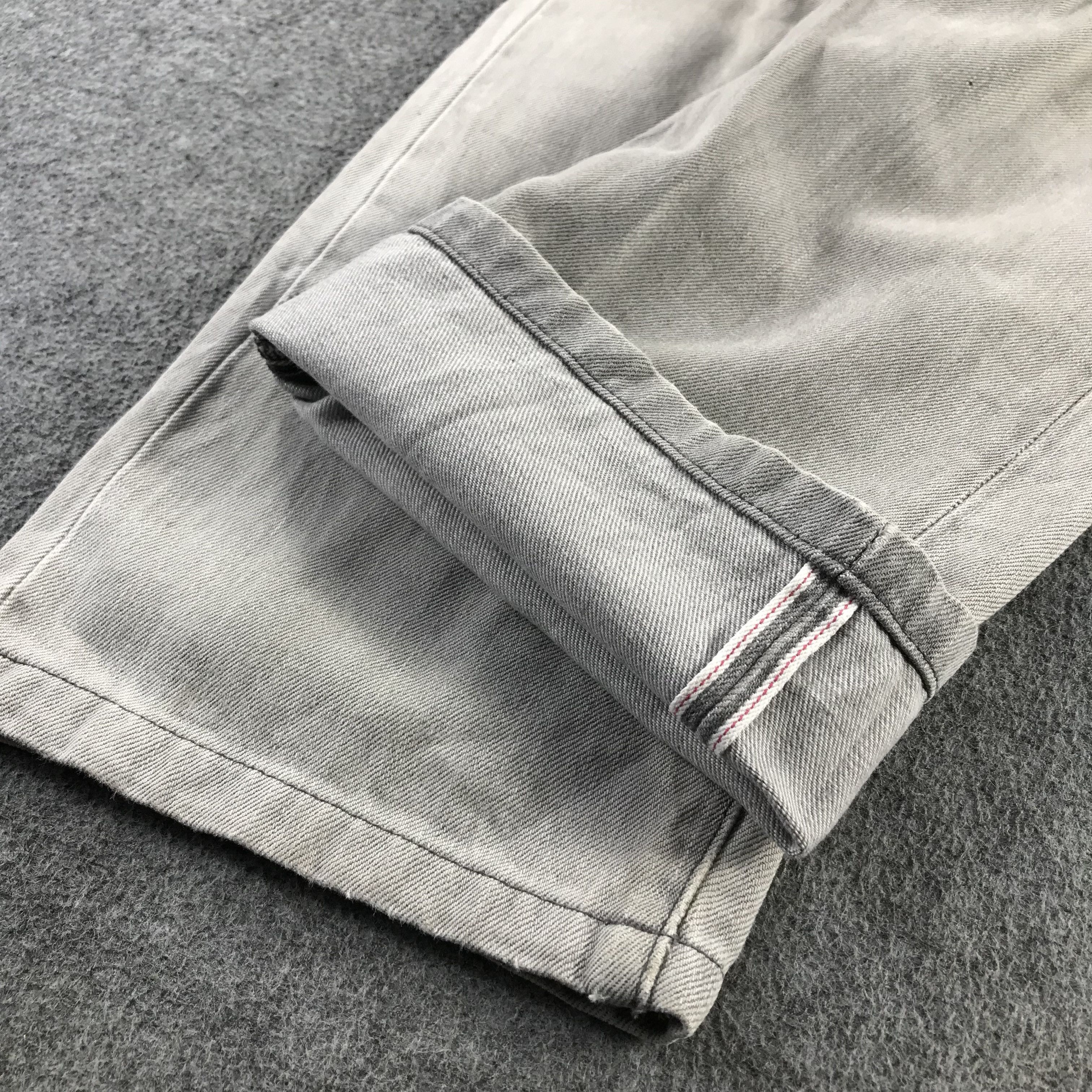 Uniqlo Vintage Uniqlo Selvedge Jeans Redline Gray Wash Denim KJ3435 Size US 32 / EU 48 - 5 Thumbnail