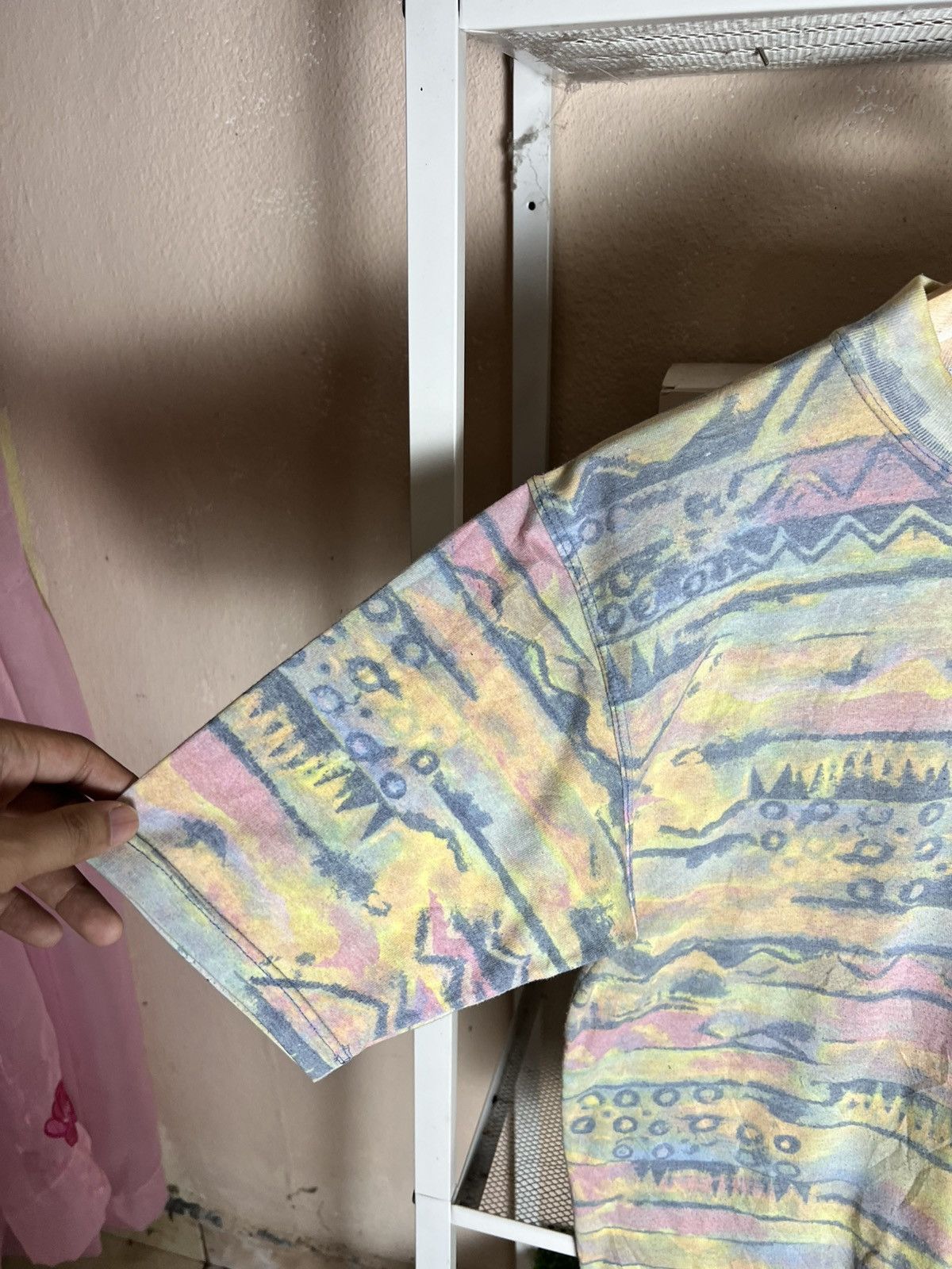 Libero Rare 90s LIBERO Italian Abstract Pattern AOP T-Shirt Vintage Size US XS / EU 42 / 0 - 4 Thumbnail