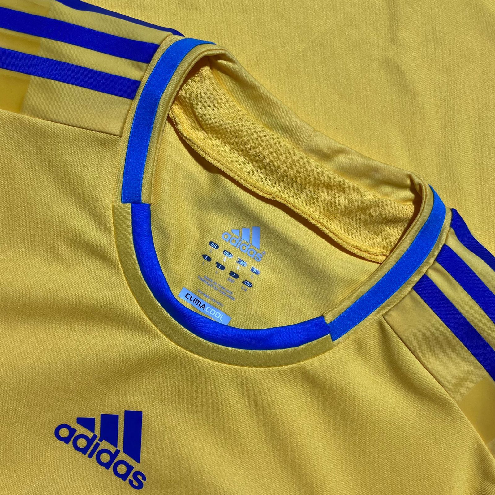 Adidas 2012 Ukraine Home Techfit Adidas X12066 Size US L / EU 52-54 / 3 - 4 Thumbnail