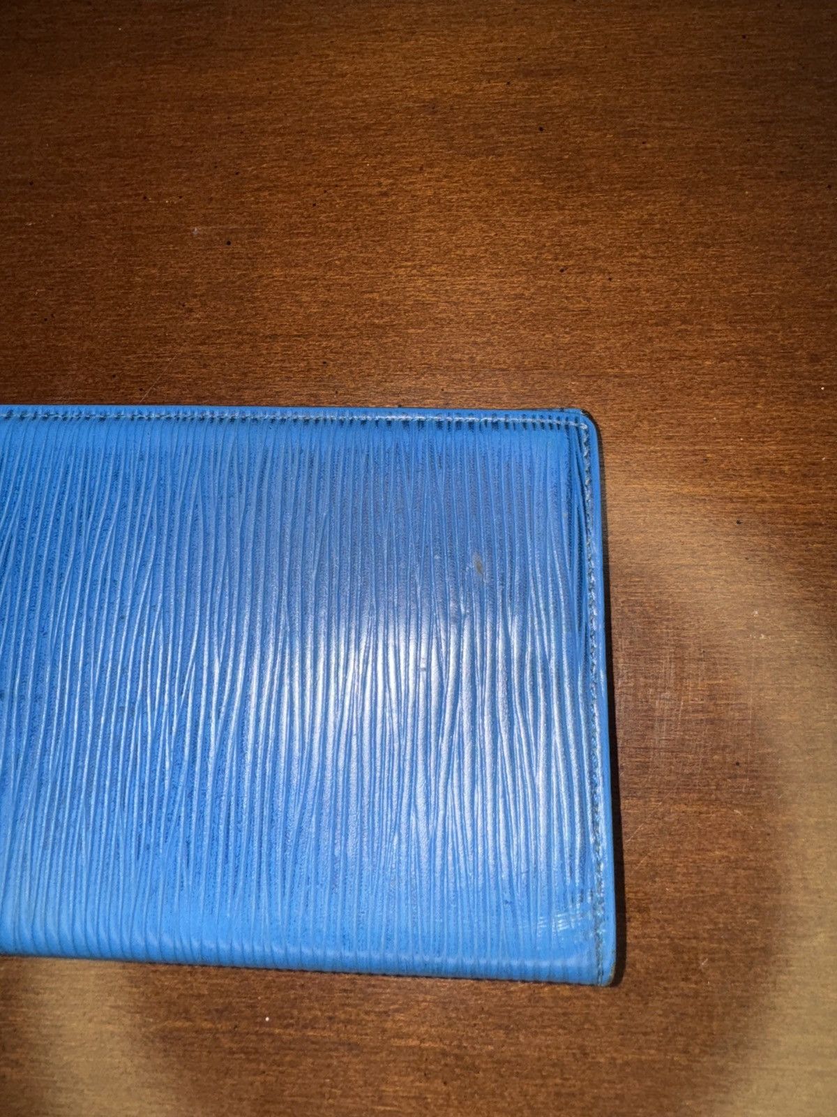 Designer × Louis Vuitton × Vintage Louis Vuitton Blue Epi Leather Elise Wallet Size ONE SIZE - 8 Thumbnail