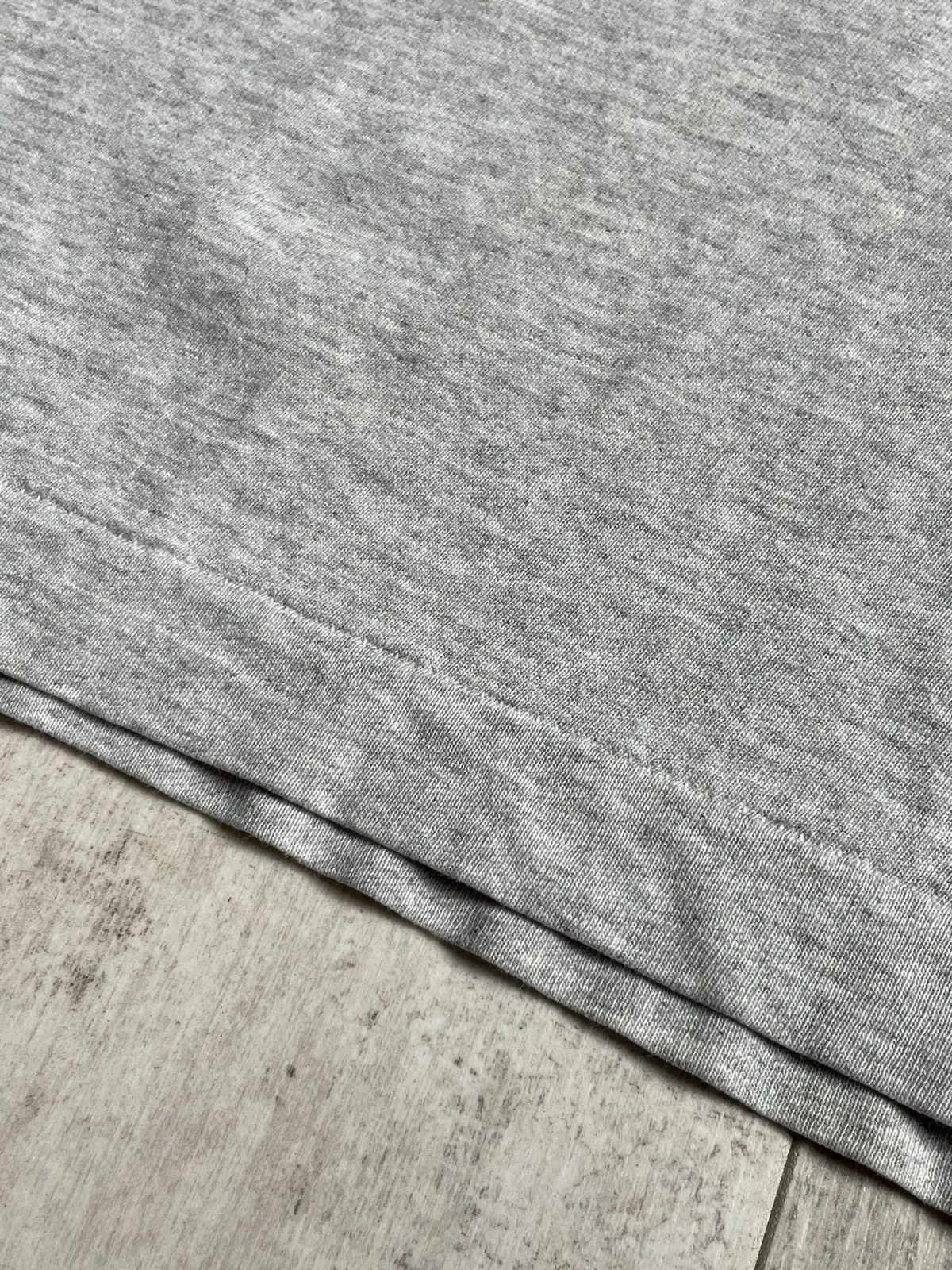 Vintage Vintage 1986 CMOL Les Miserables T-Shirt Grey RARE Size US L / EU 52-54 / 3 - 8 Thumbnail