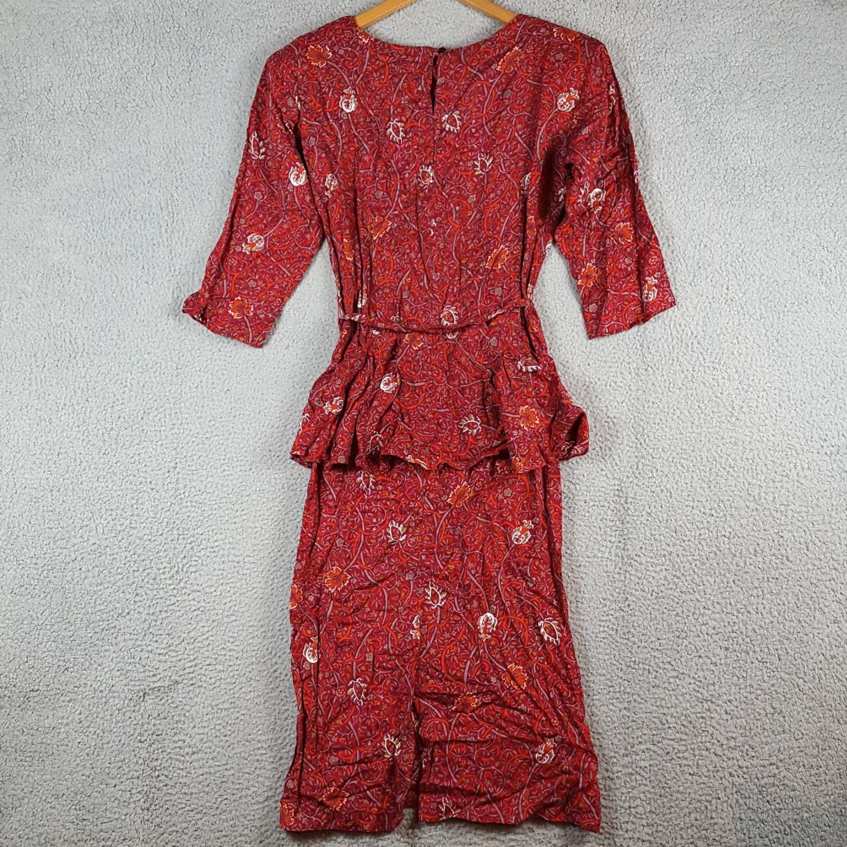 Vintage Vintage 80s Red Floral Tie Peplum Waist Women's Size 8 Boho Midi Dress Paisley Susan Richards Size M / US 6-8 / IT 42-44 - 6 Thumbnail