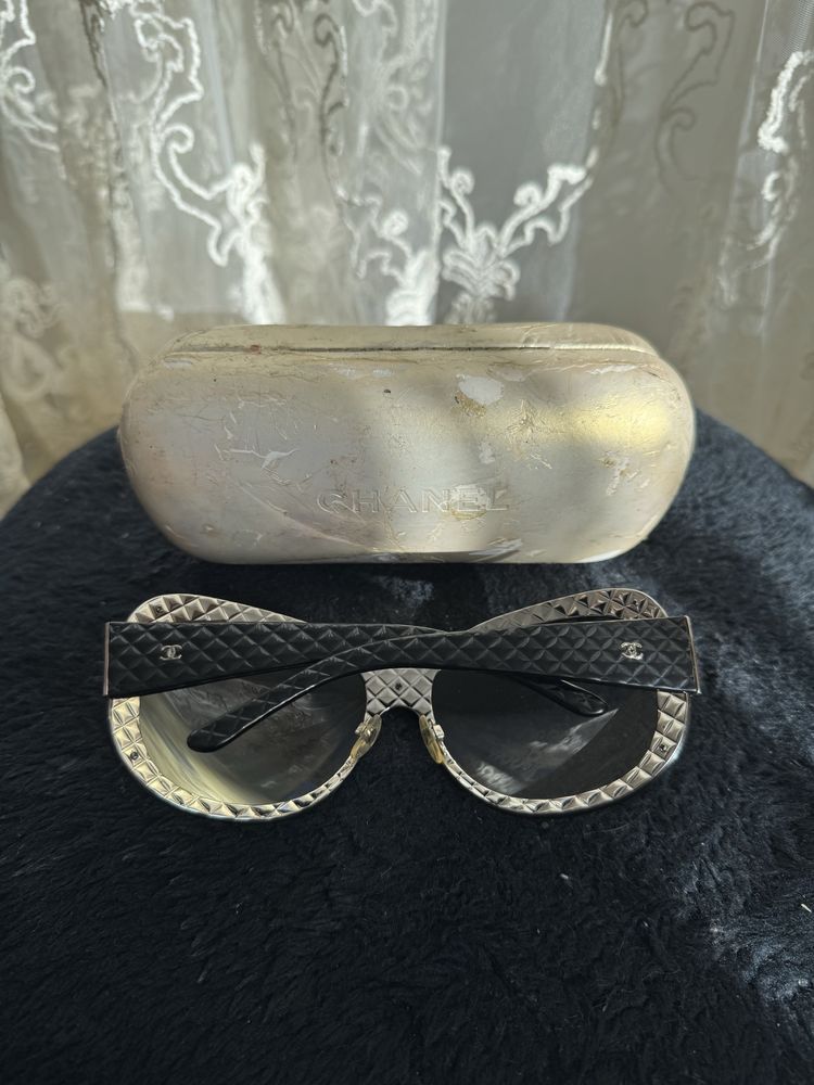 Chanel Chanel Vintage Sunglasses 4159 Size ONE SIZE - 1 Thumbnail