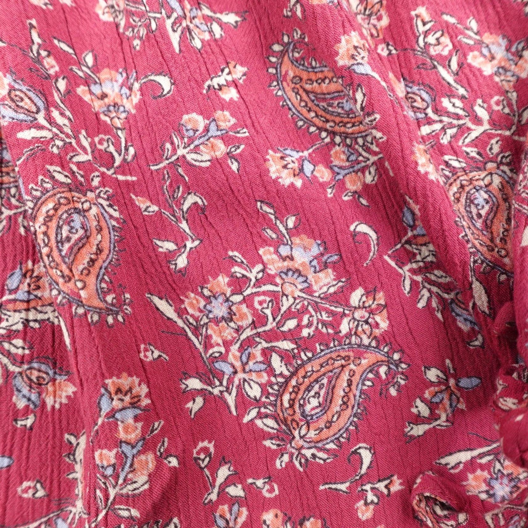 Abercrombie & Fitch Abercrombie & Fitch Shirt Womens Small Pink Paisley Off Shoulder Peasant Top Size S / US 4 / IT 40 - 2 Thumbnail