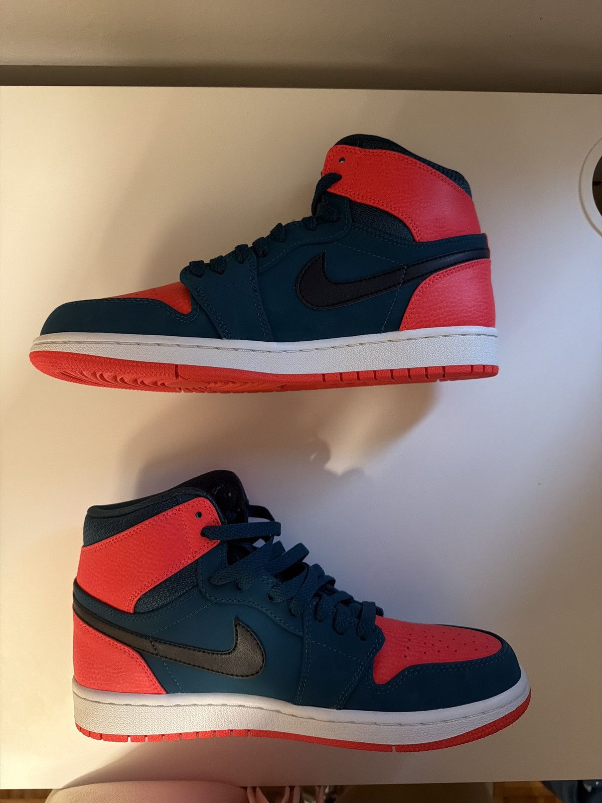 Nike AIR JORDAN 1 RETRO RUSSELL WESTBROOK SZ 8 Size US 8 / EU 41 - 4 Thumbnail