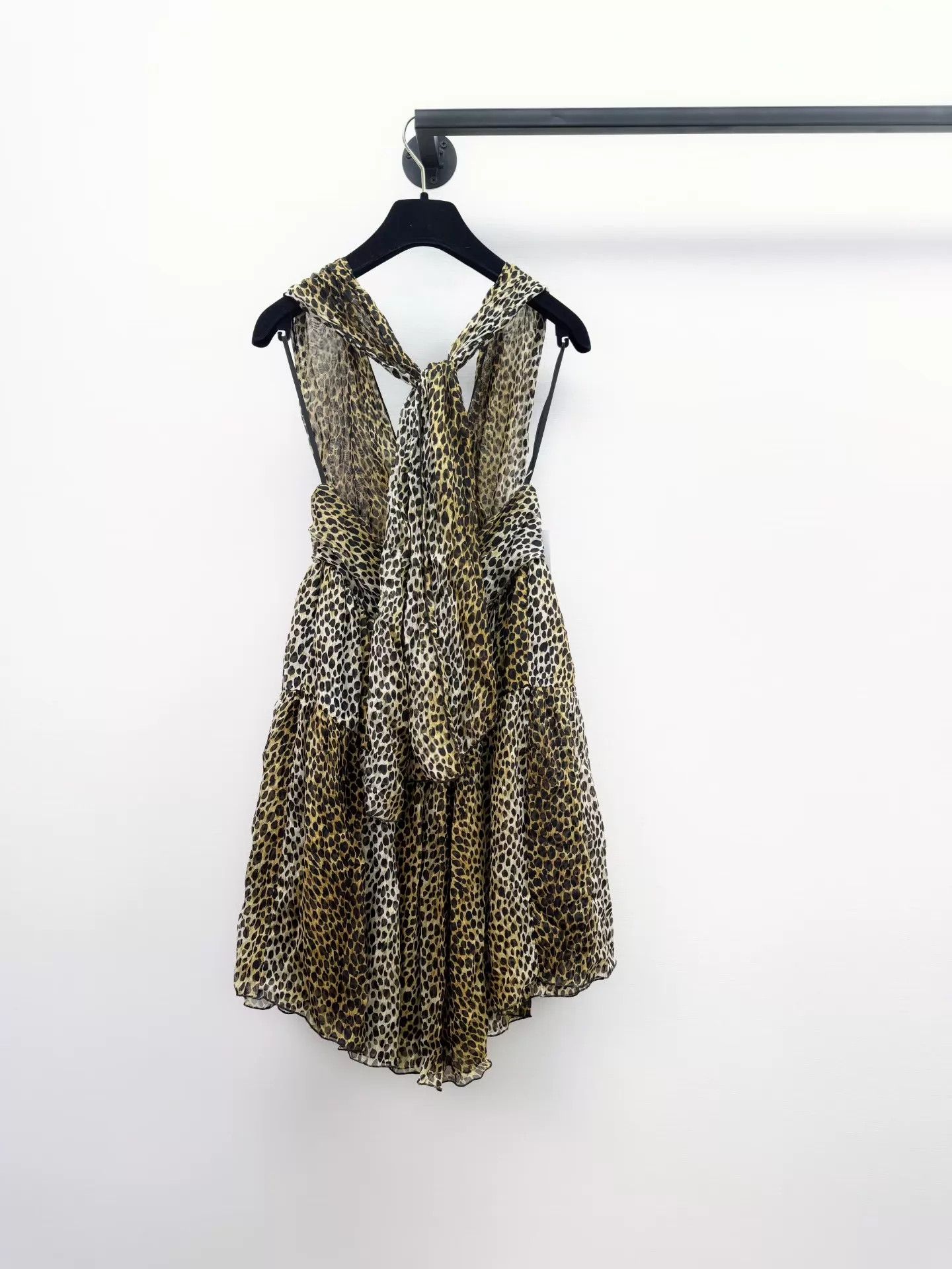 Dolce & Gabbana DG leopard print silk sleeveless dress 40 mint Size S / US 4 / IT 40 - 4 Thumbnail