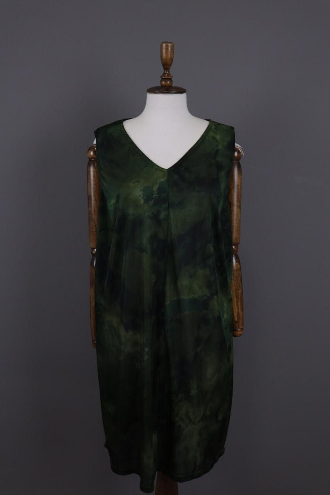 Designer Marina Sport Green Printed V-Neck Summer Knee Dress Size 27 Size M / US 6-8 / IT 42-44 - 1 Thumbnail