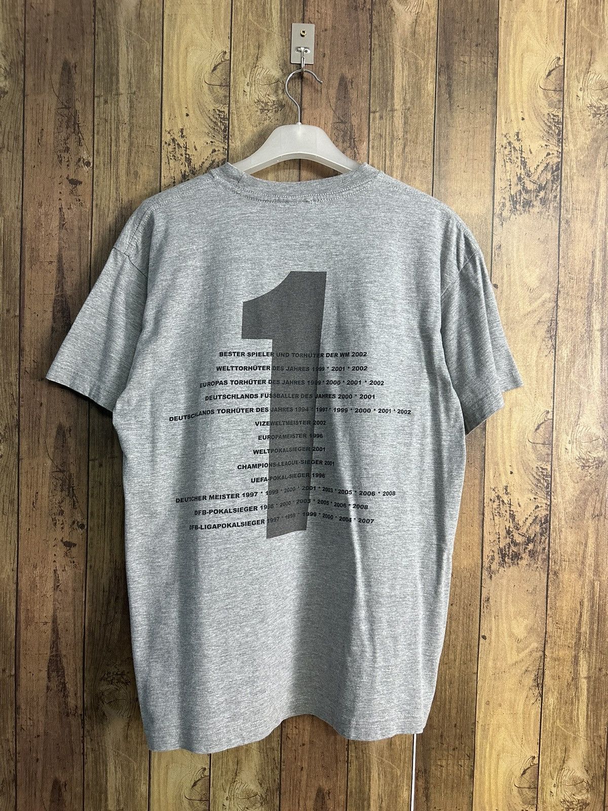 Sports Specialties The Legendary Oliver Kahn Germany Goalkeeper TShirt A391 Size US M / EU 48-50 / 2 - 3 Thumbnail