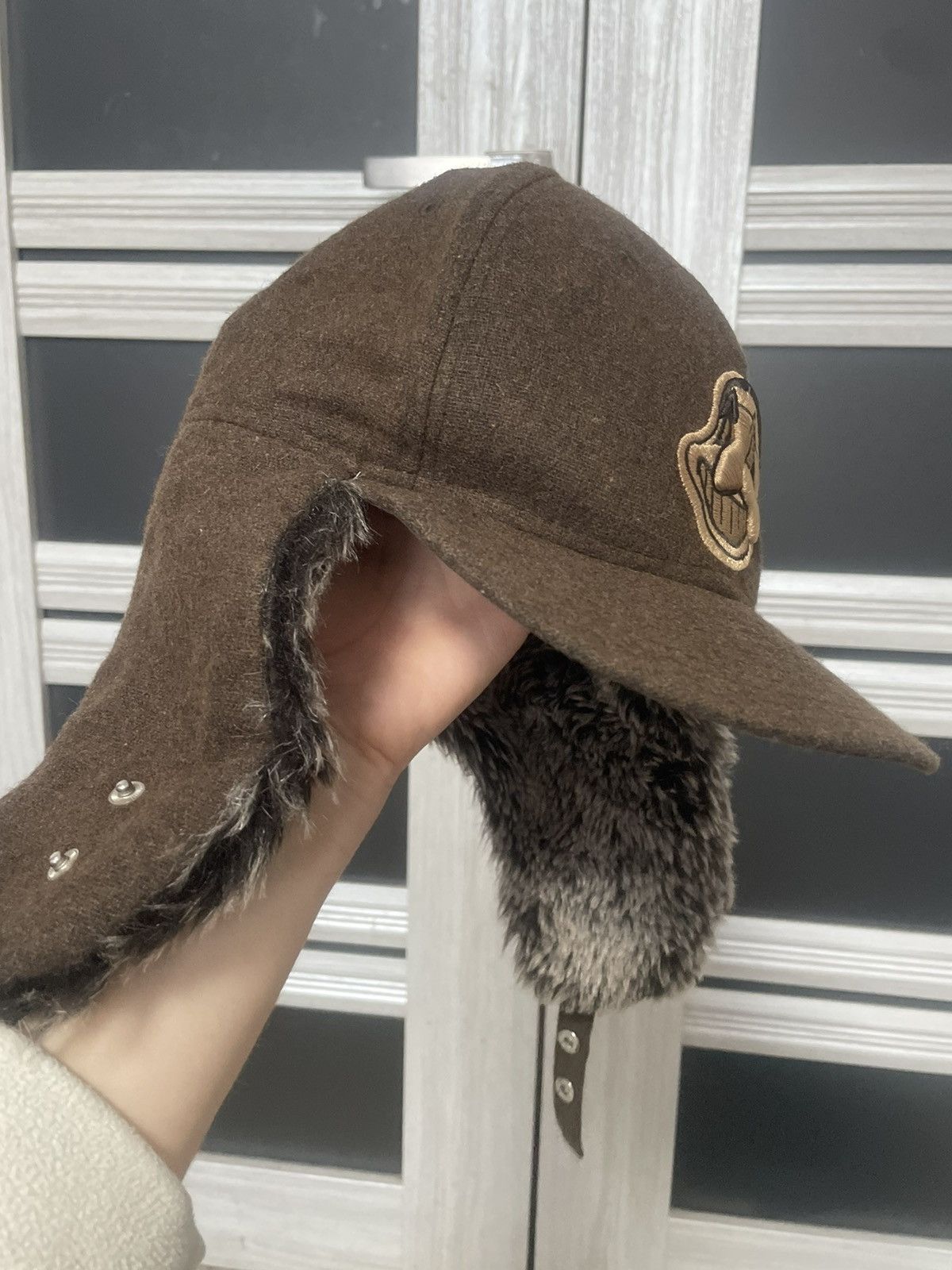 MLB × New Era New Era MLB Cleveland Indians Wool Trapper Hat Brown Fitted Size ONE SIZE - 4 Thumbnail