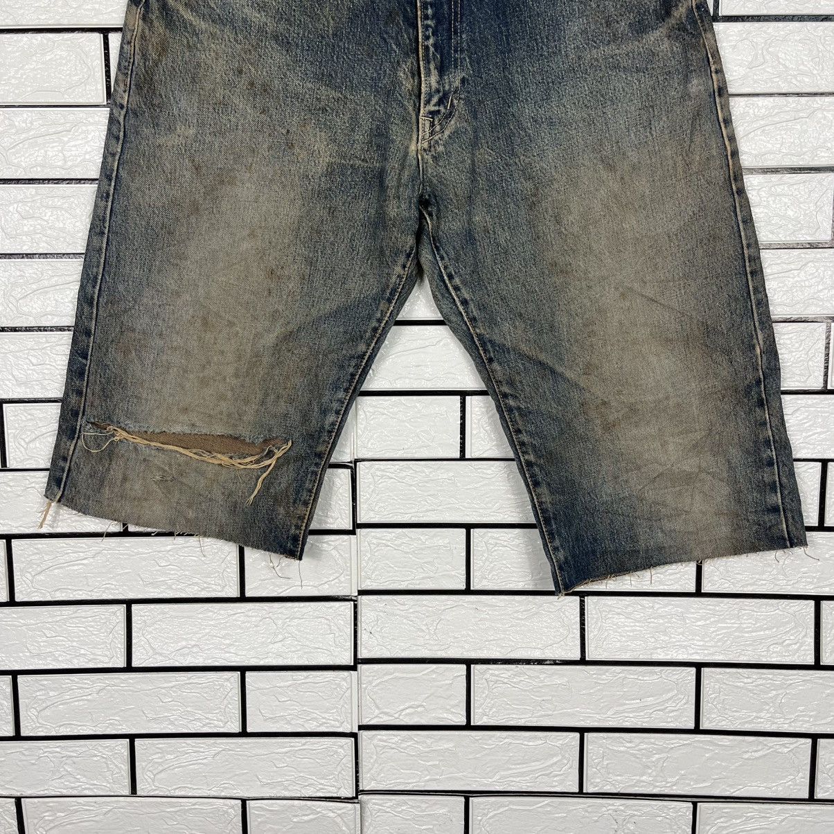 Japanese Brand Vintage Jump Juveneile Clip Distressed Short Denim Size US 32 / EU 48 - 3 Thumbnail