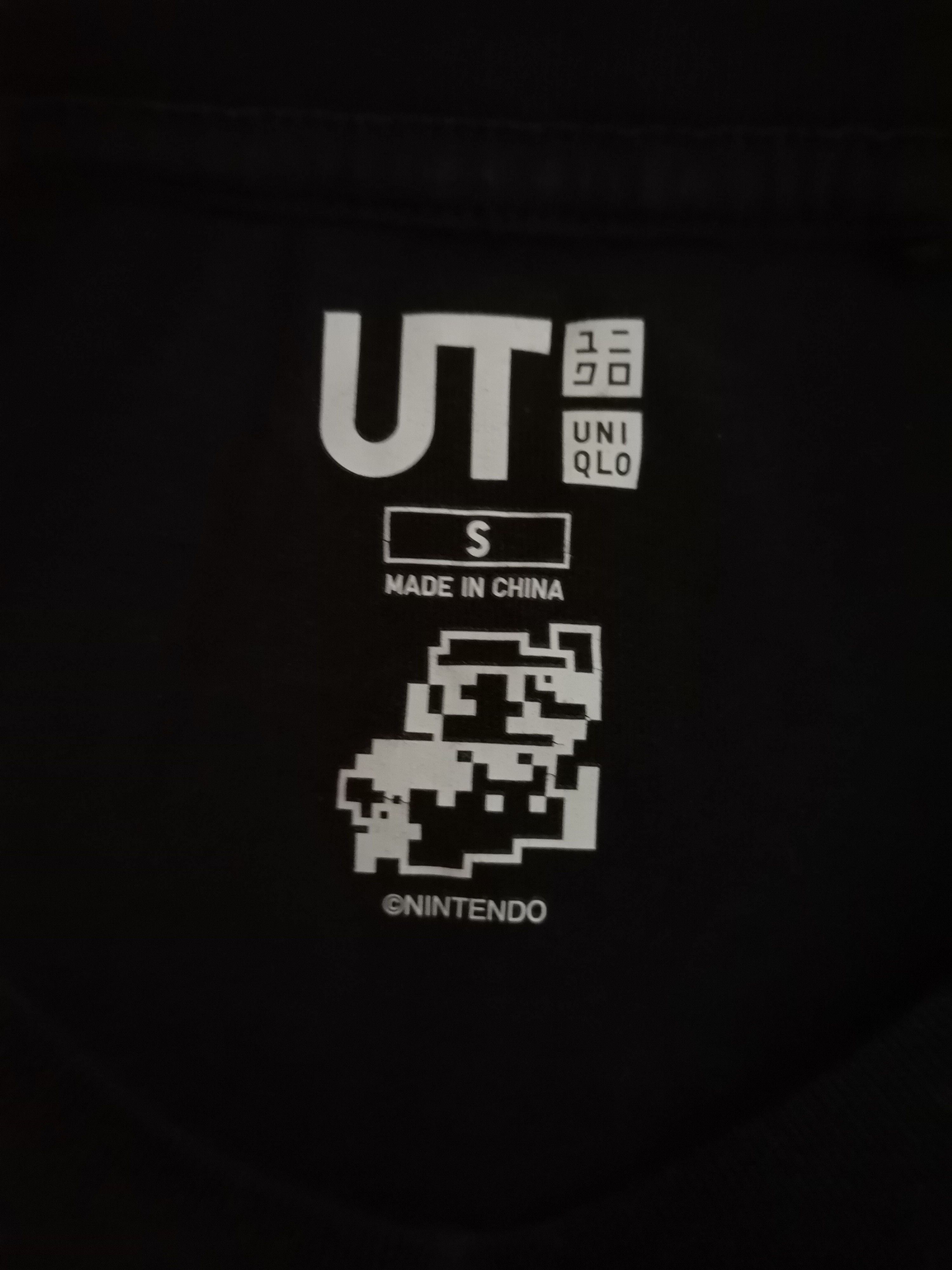 Uniqlo Uniqlo x Nintendo Super Mario World T-Shirt Size US S / EU 44-46 / 1 - 3 Thumbnail
