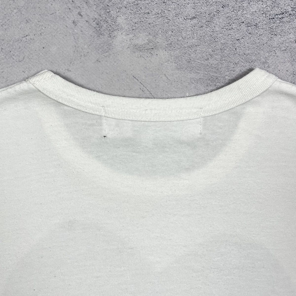 Comme des Garcons PLAY Comme Des Garçons Heart Big Logo T Shirt Size US L / EU 52-54 / 3 - 15 Thumbnail