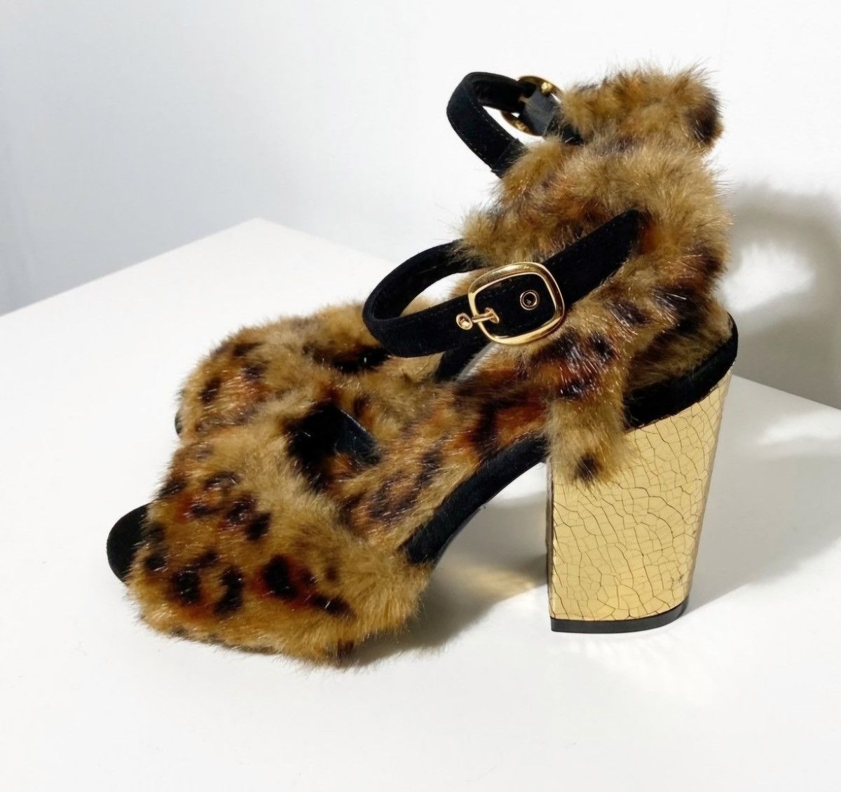 Other Strategia Hanna fur sandals Size US 7 / IT 37 - 1 Thumbnail