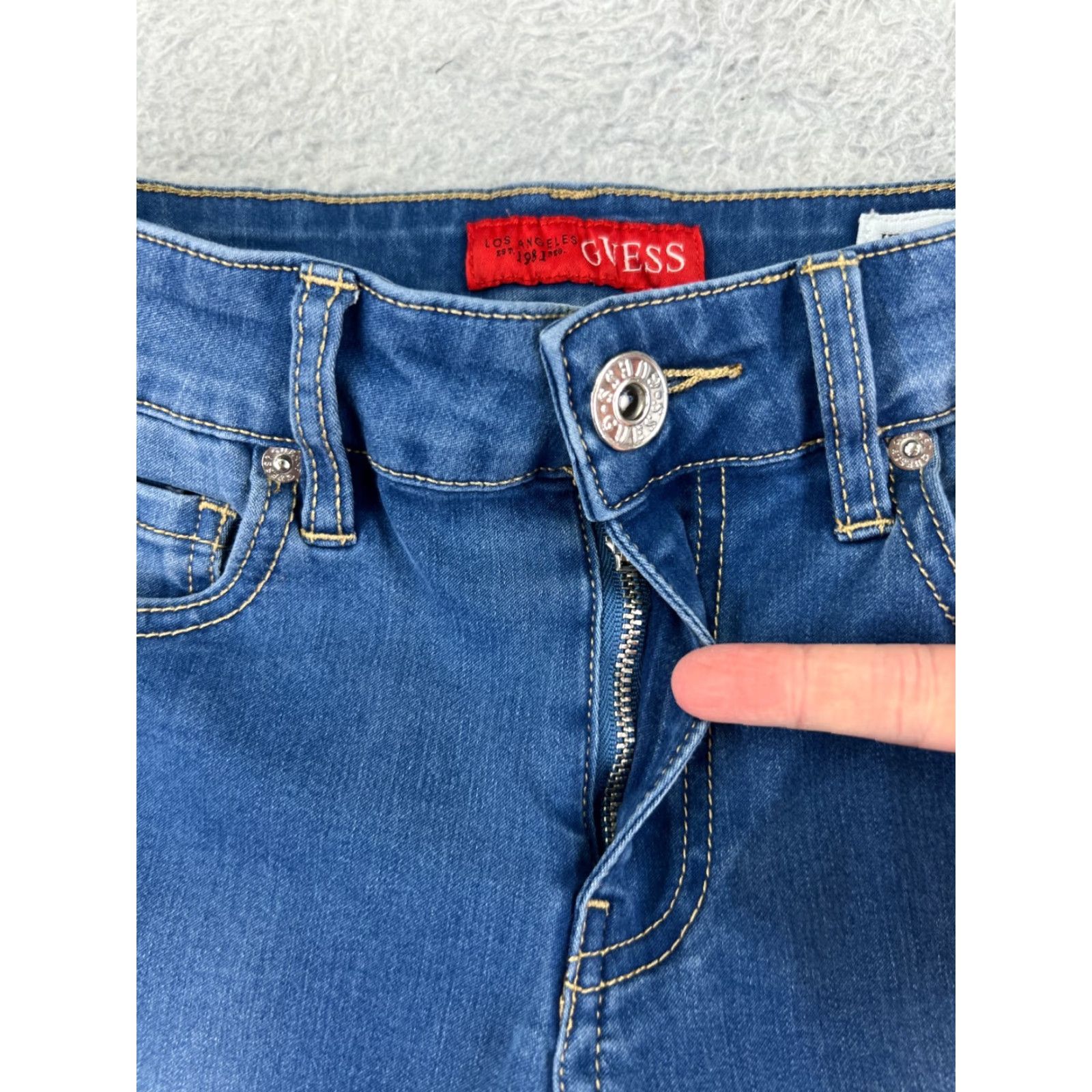 Guess Bullhead Jeans Juniors 22 Blue Denim High Waist Skinny 5-Pocket Distressed Comfort Stretch Vintage No Size 40" / US 18 - 7 Thumbnail