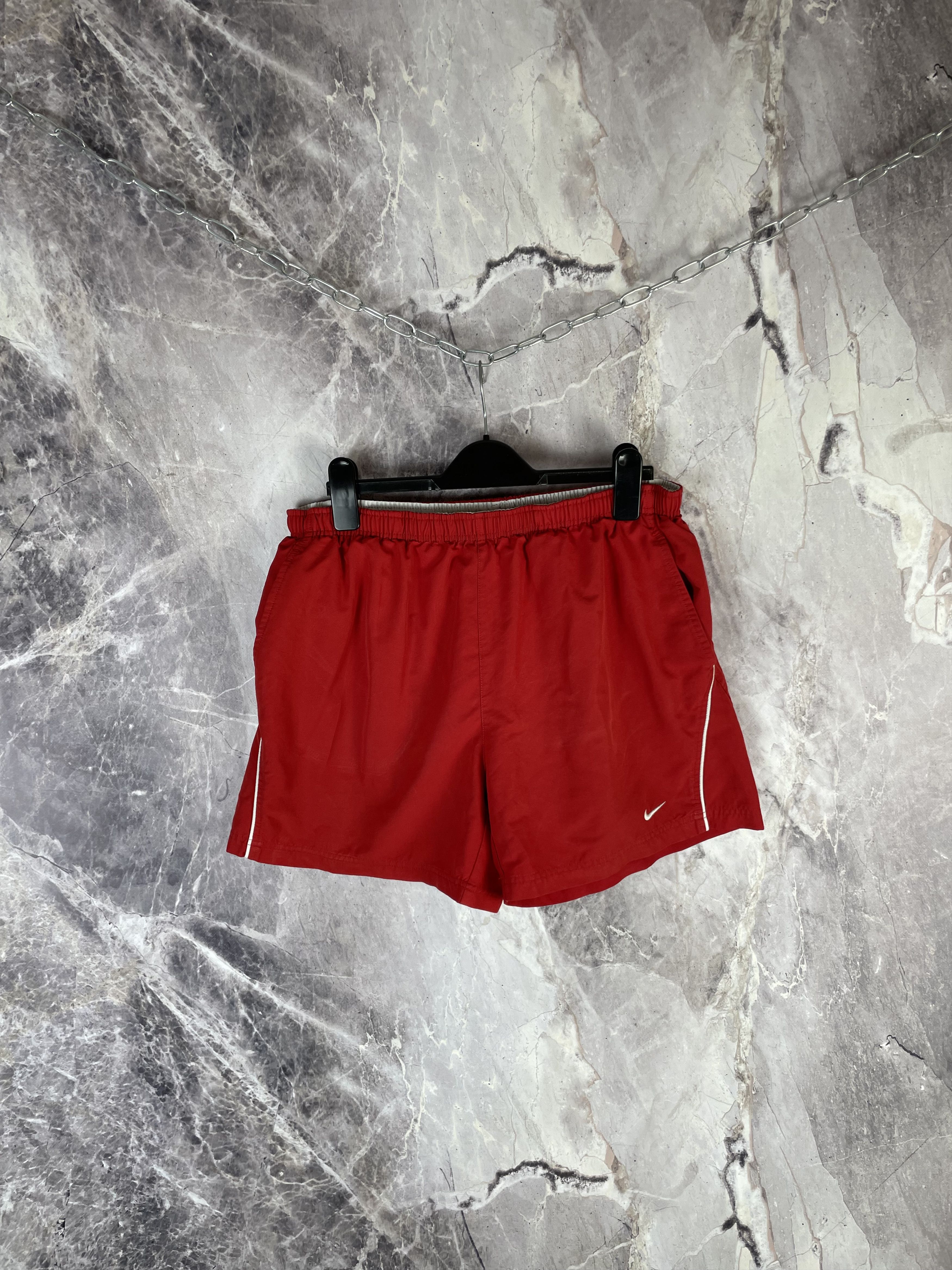 Nike Nike Mens Nylon Shorts y2k Size US 38 / EU 54 - 1 Thumbnail