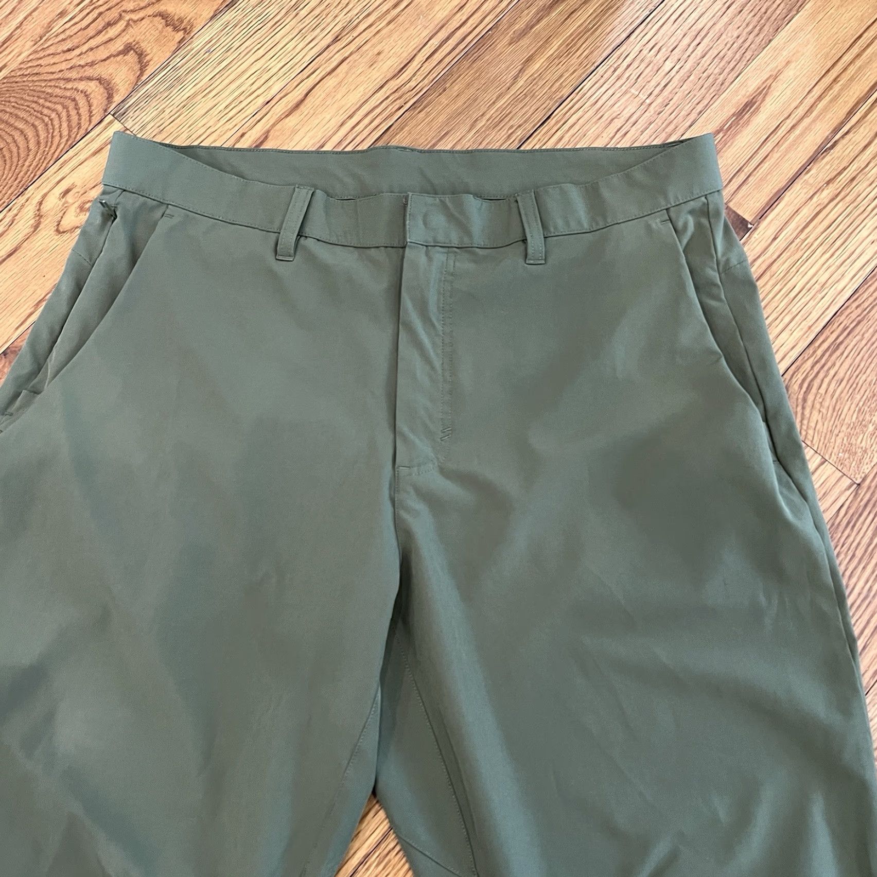 Fabletics VINTAGE Fabletics Men’s Pants Chino Jogger 34x30 Green Slim Fit Casual Travel Size US 34 / EU 50 - 2 Thumbnail