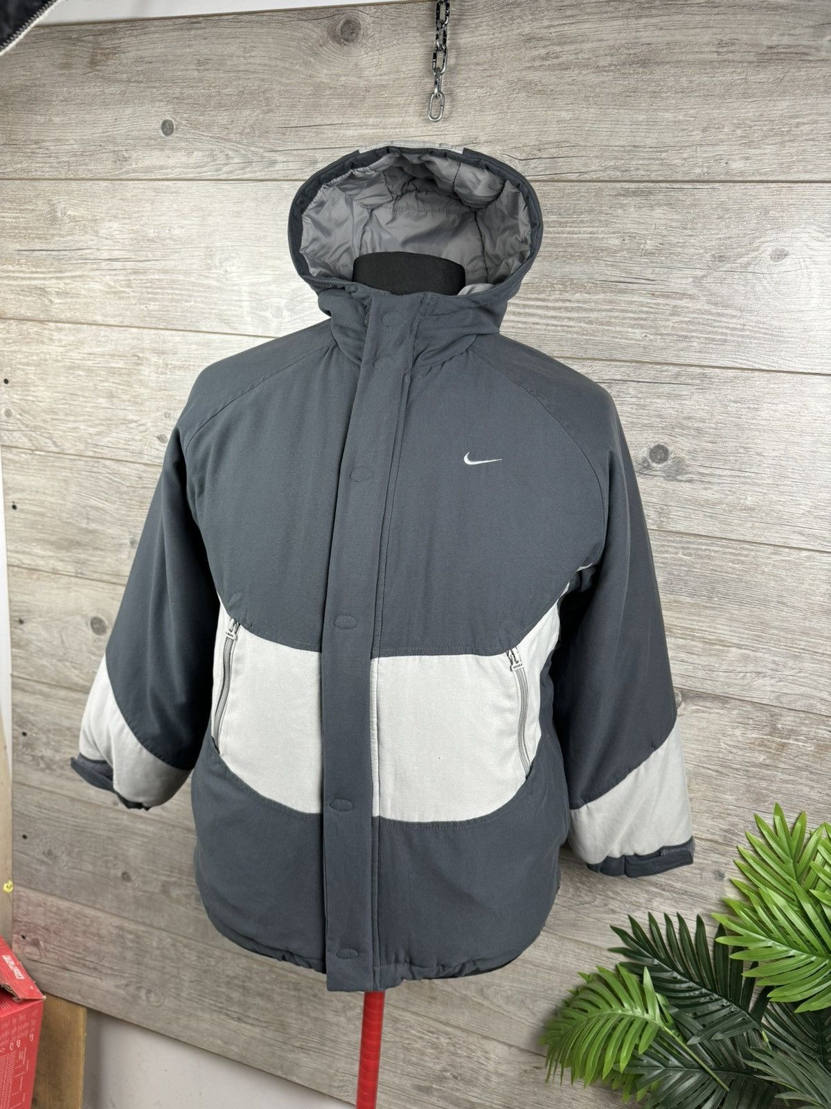 Nike Vintage Insulated Jacket Size Xs-S
