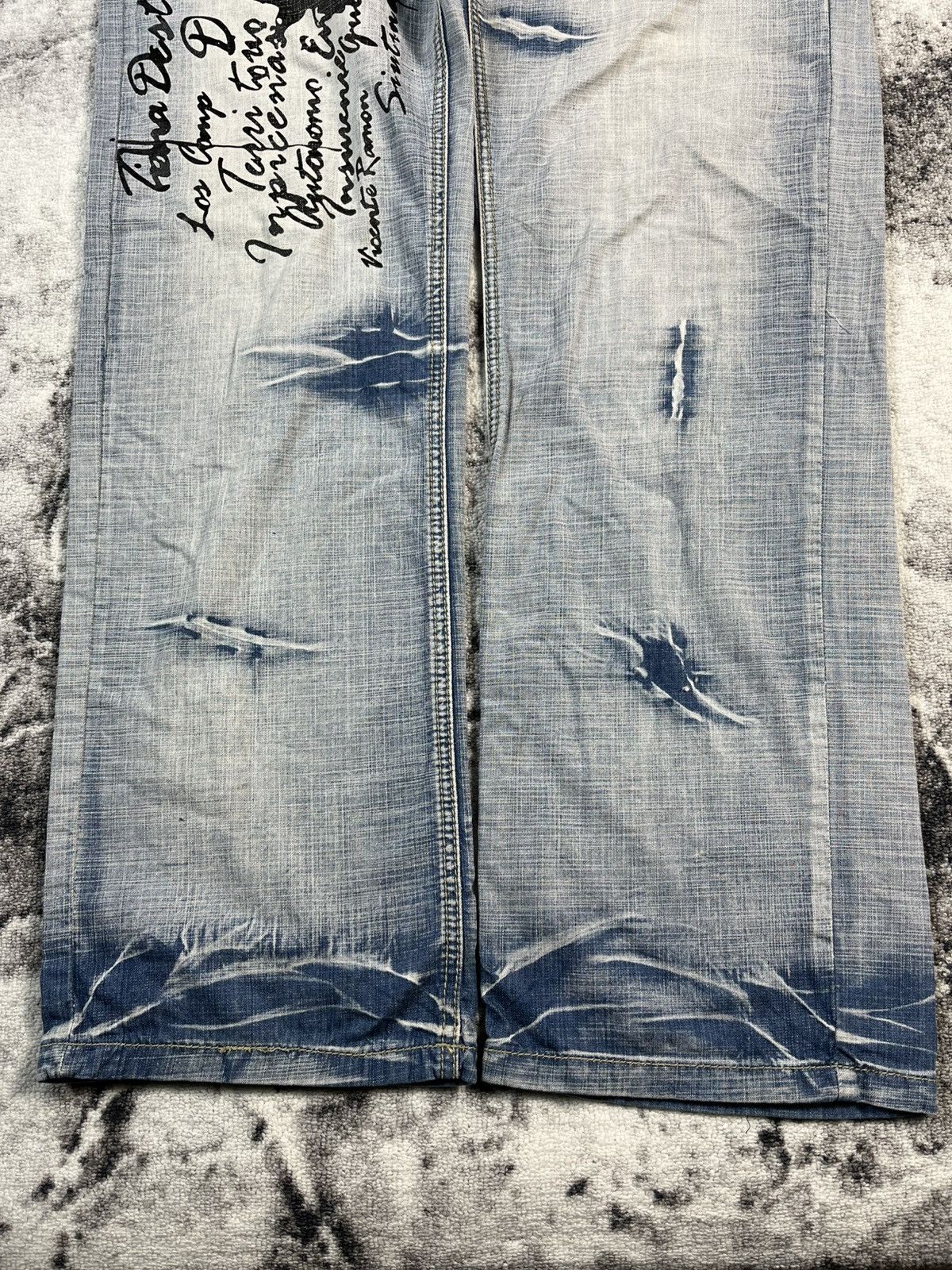 Other Kosmo Lupo Jeans Graphic Print Distressed Y2K W36 Size US 36 / EU 52 - 3 Thumbnail