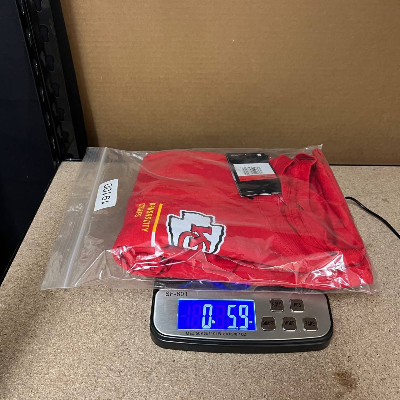 Nike Nike Shirt Men Large Red Kansas City Chiefs Short Sleeve Size US L / EU 52-54 / 3 - 8 Thumbnail