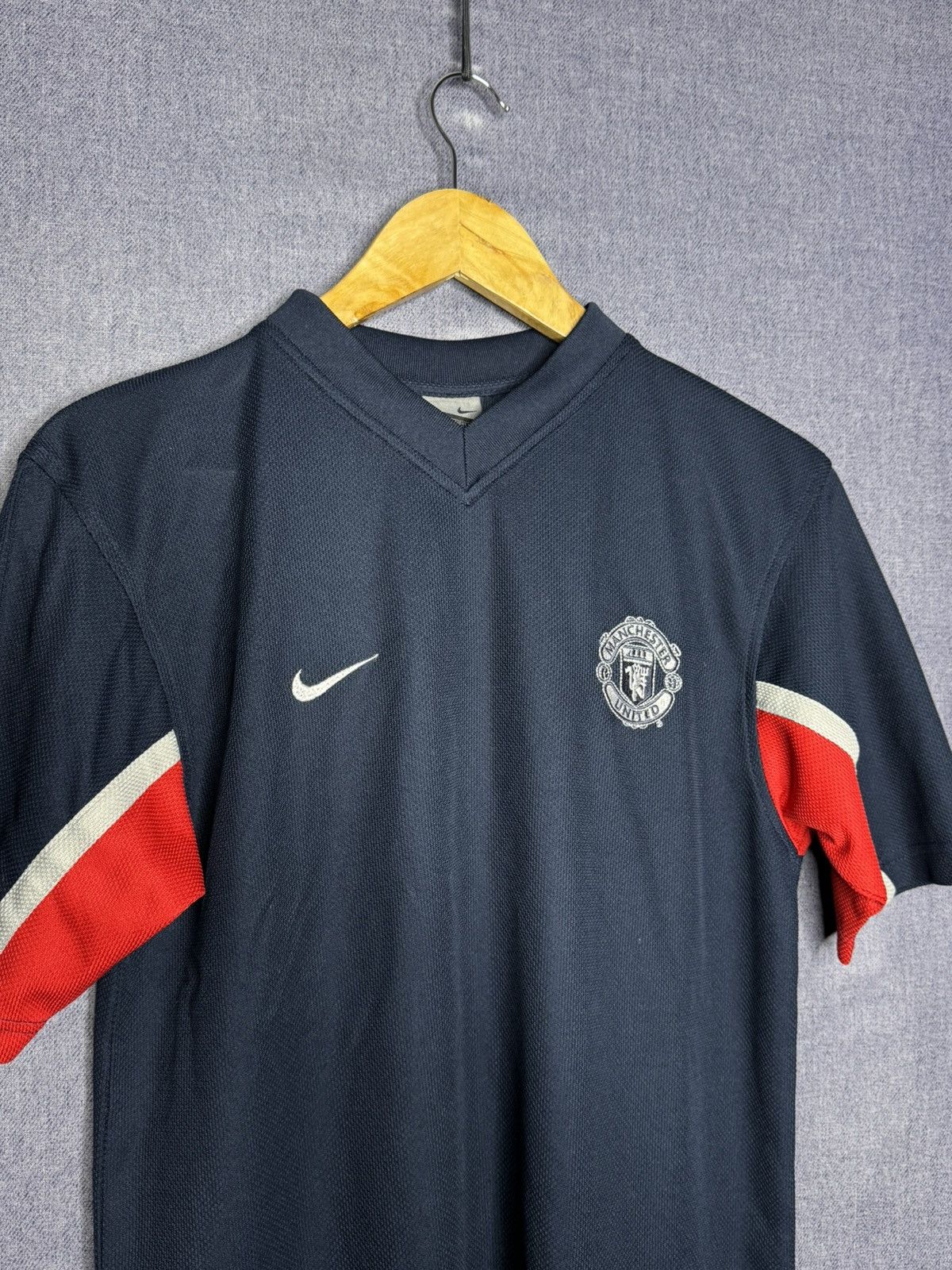 Nike Vintage Nike Manchester United Jersey 2002/2003 Training Size US S / EU 44-46 / 1 - 3 Thumbnail