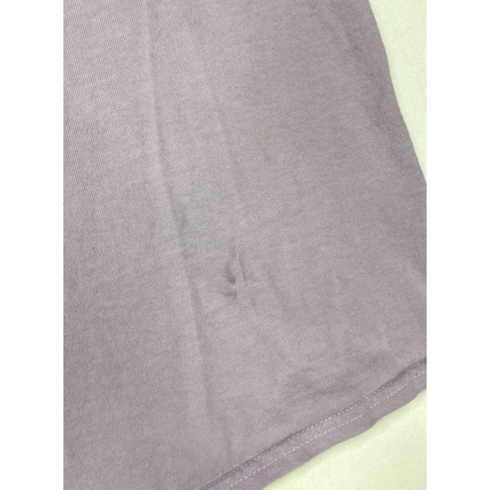Vintage VINTAGE Post Malone Hollywood Is Bleeding Live Graphic T-shirt Men Large Purple Music Shirt Mens L Purple Graphic Print All Seasons 90s Concert Size US L / EU 52-54 / 3 - 7 Thumbnail