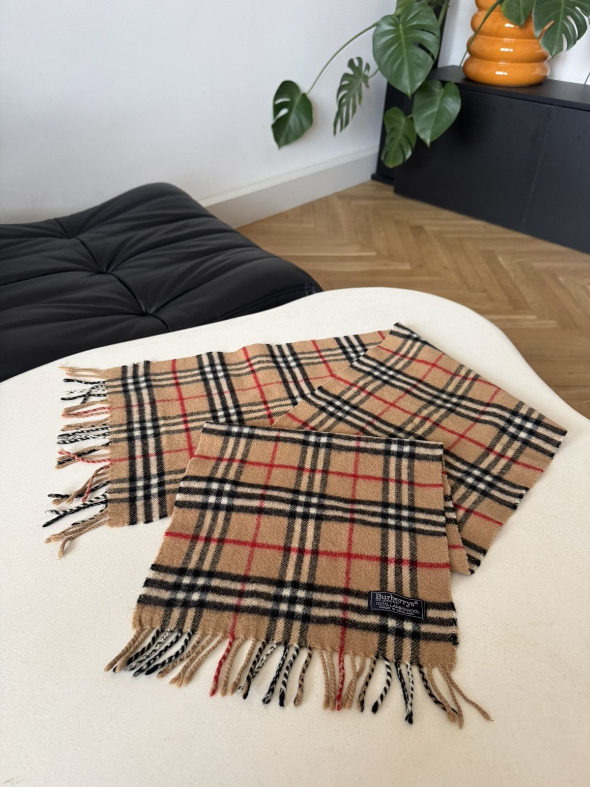 Burberry Burberry Muffler Scarf Nova Check Pattern Wool Casual Hype Size ONE SIZE - 1 Thumbnail