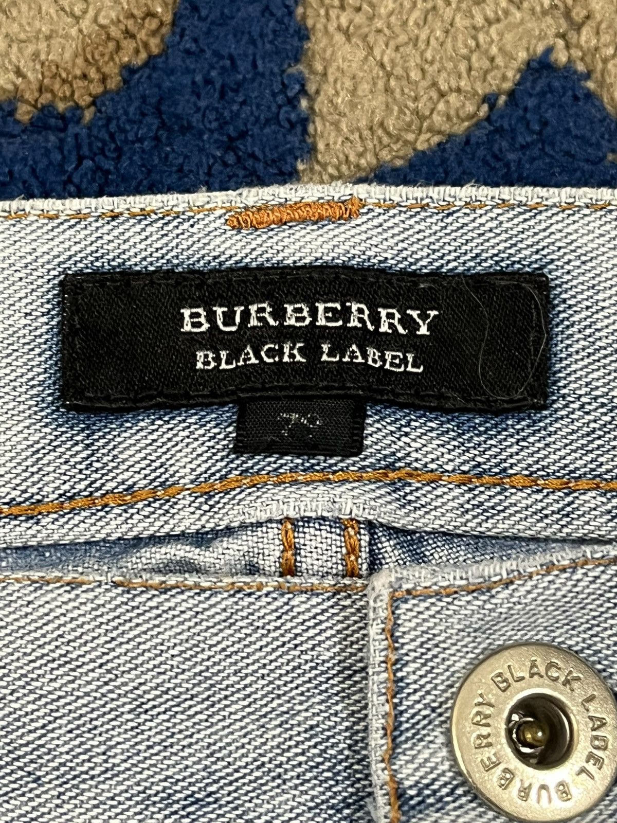 Burberry Vintage Burberry Faded Distressed Denim Size US 32 / EU 48 - 7 Thumbnail