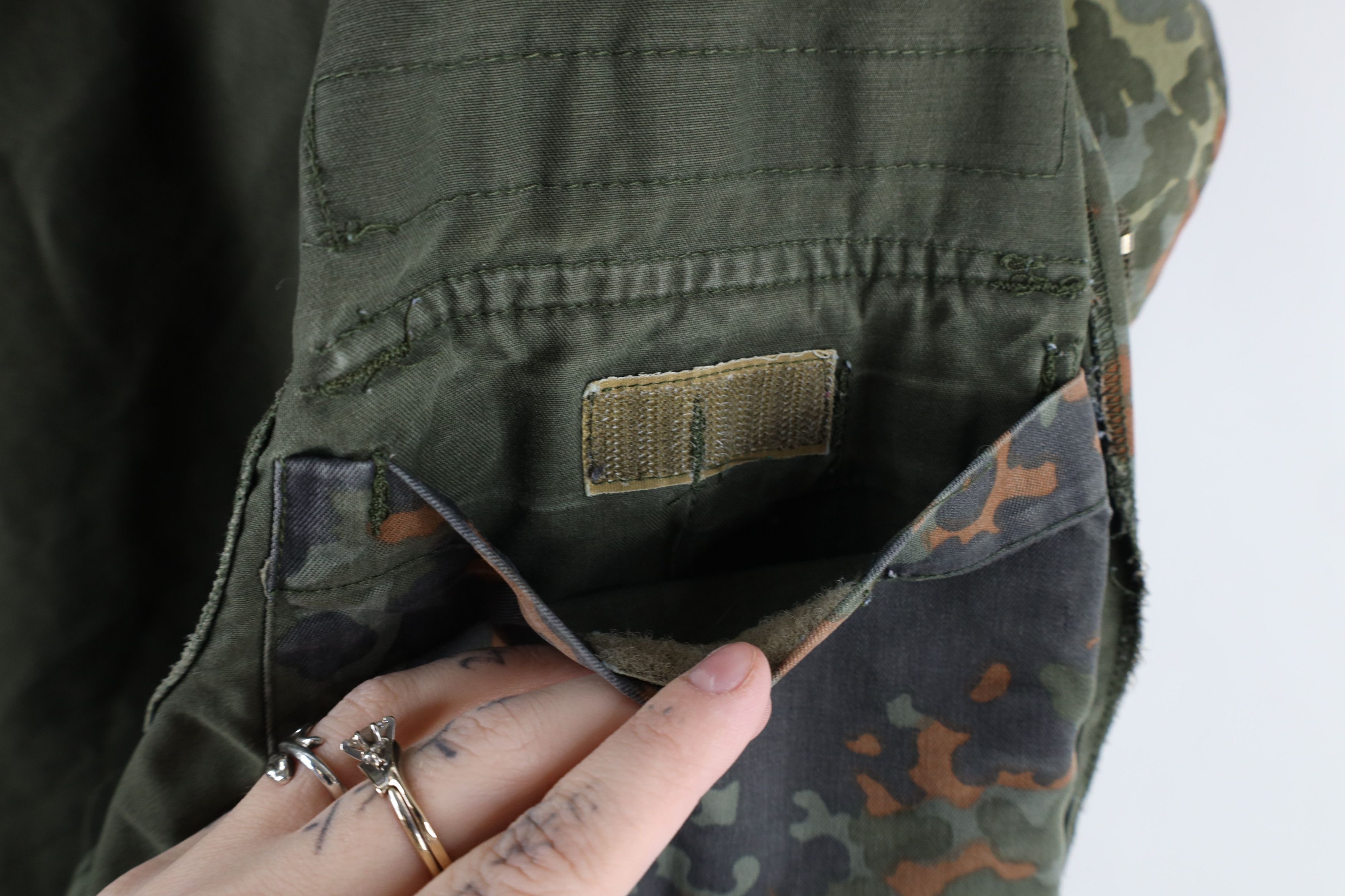 Vintage Vintage 90s German Military Camouflage Combat Field Jacket Size US L / EU 52-54 / 3 - 13 Thumbnail