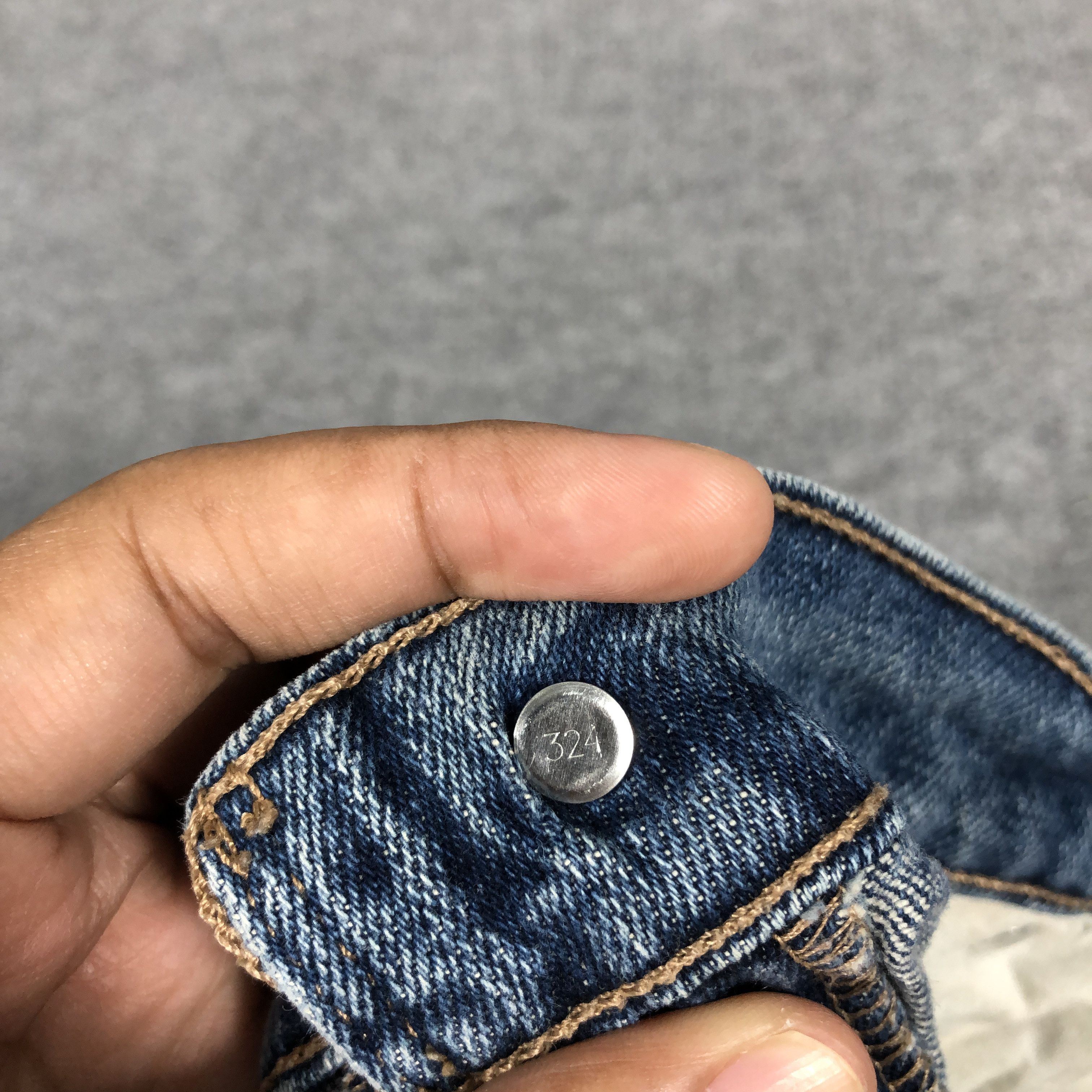 Levi's × Vintage Womens Vintage Levis 515 Jeans Boot Cut Flare L1097W Size 35" - 9 Thumbnail