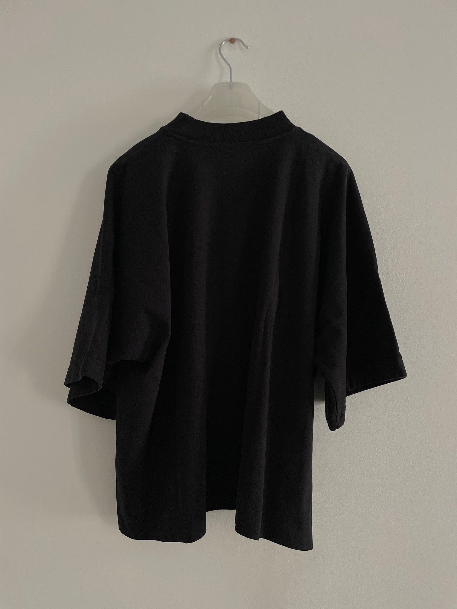 Balenciaga × Gap × Kanye West YZY Gap short sleeve no seam black cotton shirt t-shirt M 48 Size US M / EU 48-50 / 2 - 5 Thumbnail