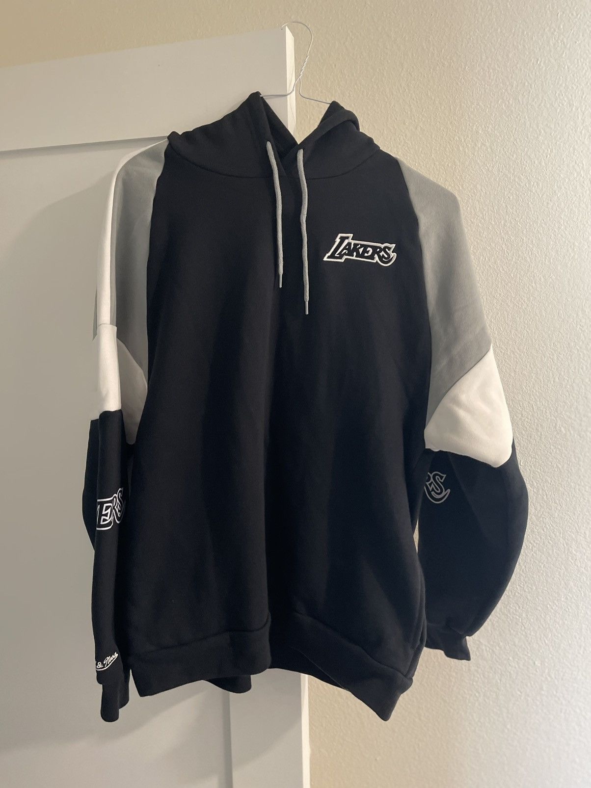 Mitchell & Ness Lakers Instant Replay Black/White Hoody Size US M / EU 48-50 / 2 - 1 Thumbnail