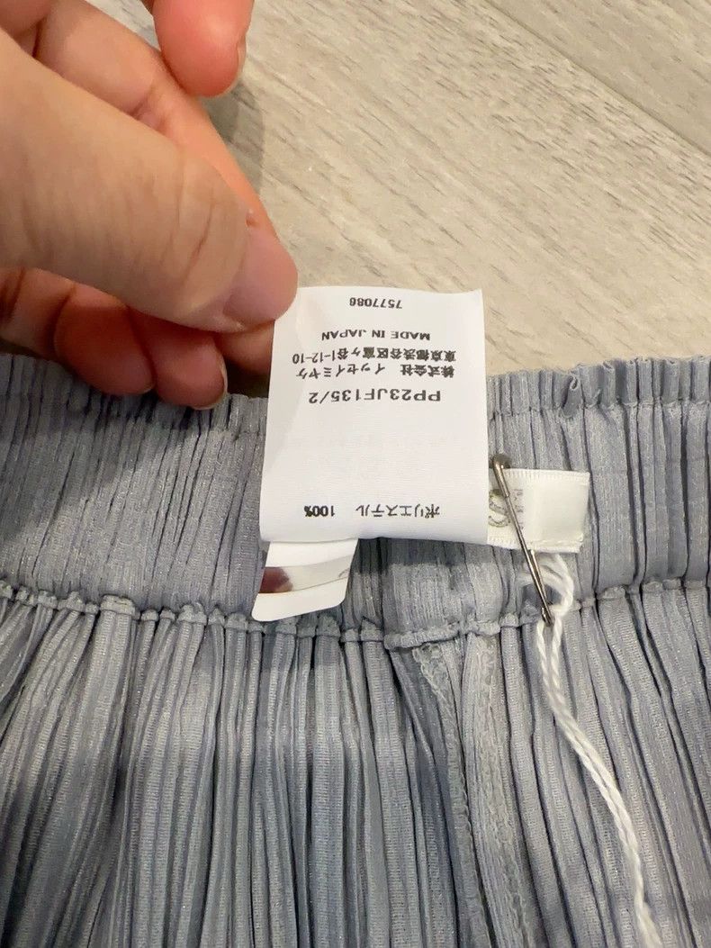 Issey Miyake Issey Miyake size:2 Cold grey pleated wide-leg pants Size 22" - 3 Thumbnail