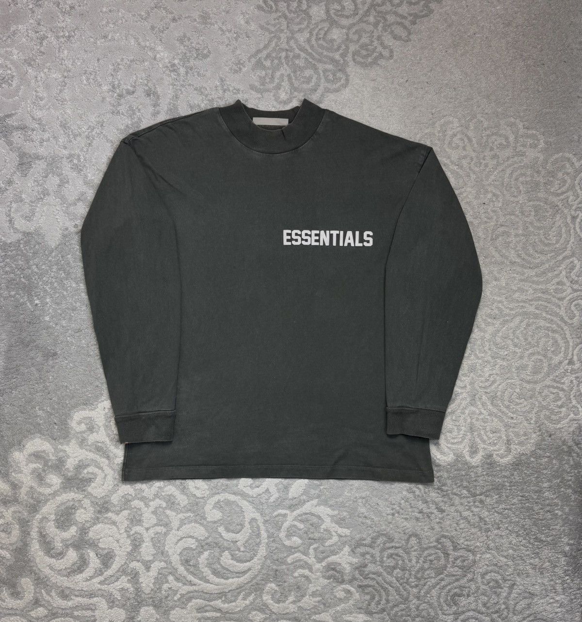 Fear of God Longsleeve Essentials Fear Of God Logo Sweatshirt cotton Size US L / EU 52-54 / 3 - 1 Thumbnail