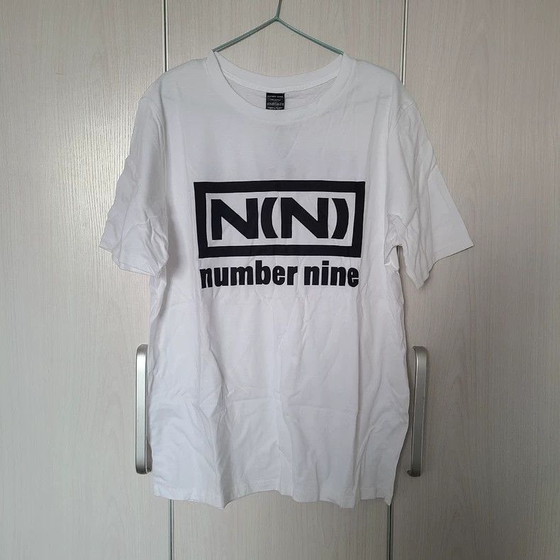 Number (N)ine Number (N)ine Short sleeves 2502-Nextarrow Size US XXL / EU 58 / 5 - 1 Thumbnail