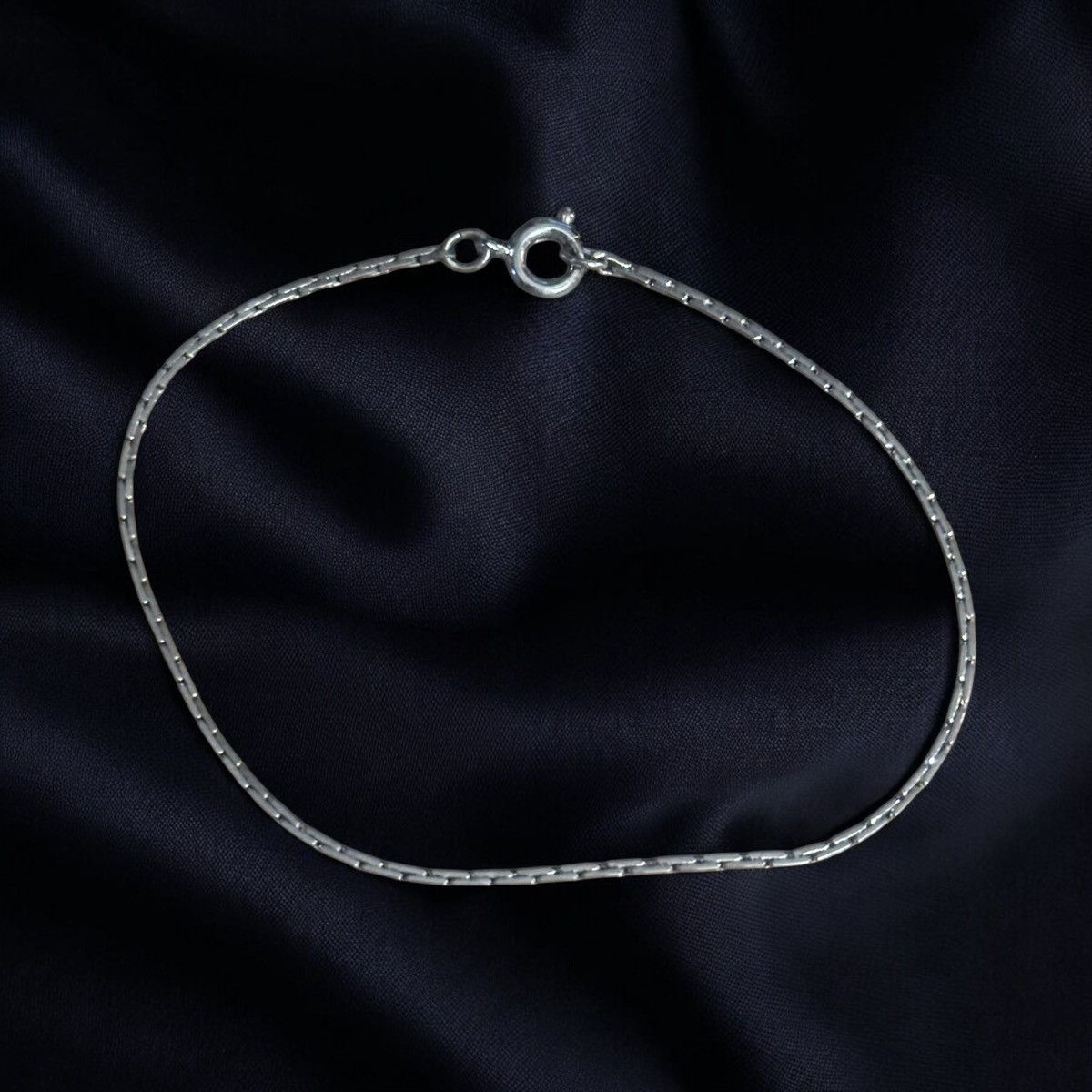 Vintage Vintage dainty silver tone cobra chain bracelet Size ONE SIZE - 1 Thumbnail