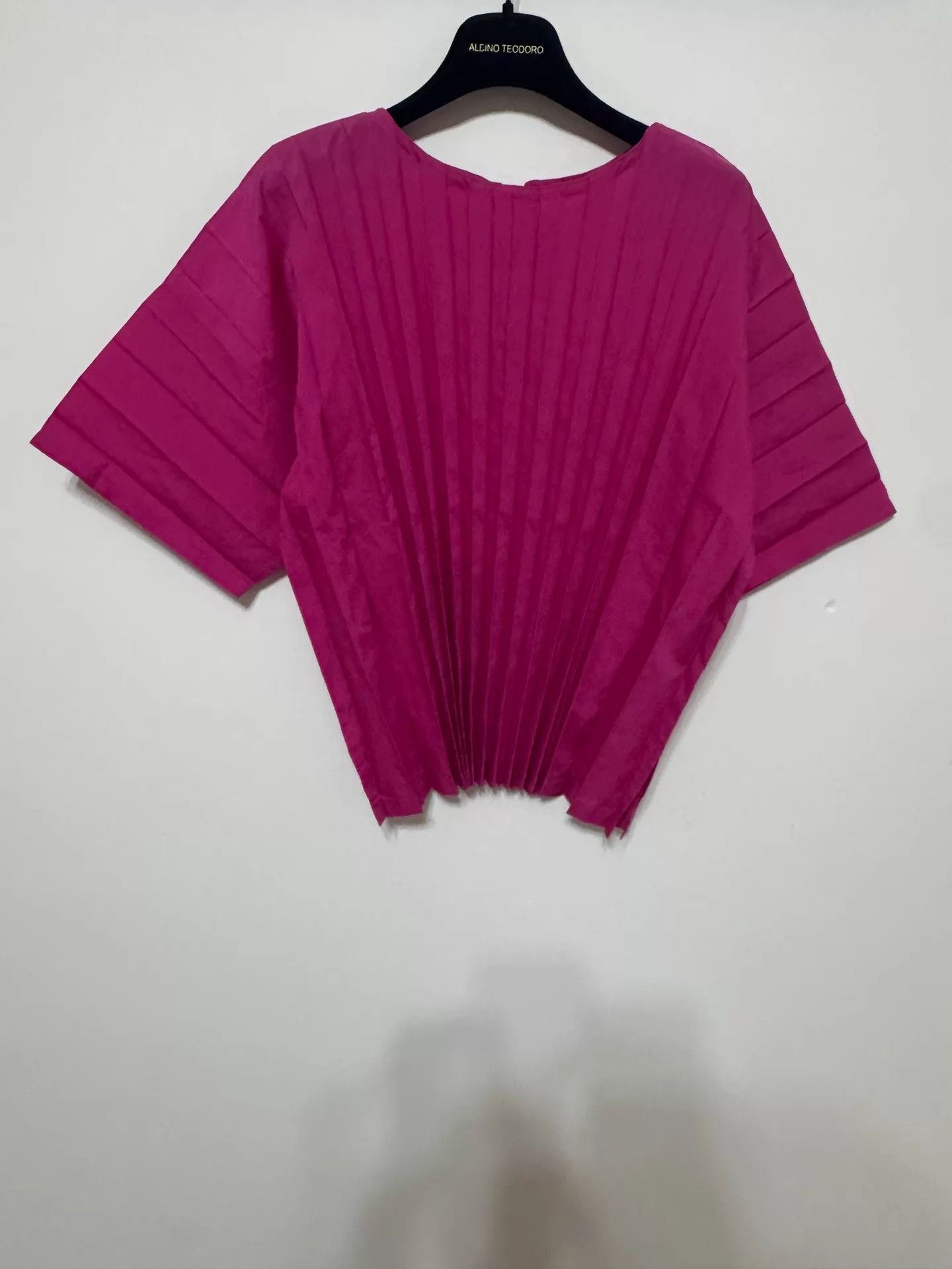 Issey Miyake Me Pink Origami Short-Sleeve Top One Size main image 3