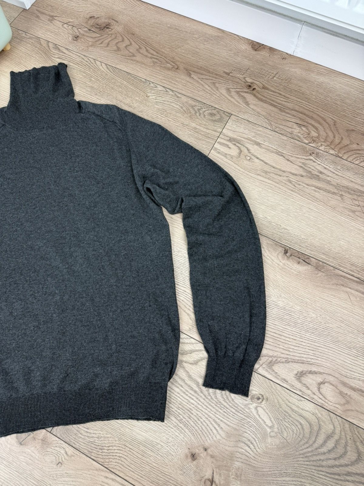 Prada Prada Wool Turtleneck Sweater Size US L / EU 52-54 / 3 - 3 Thumbnail