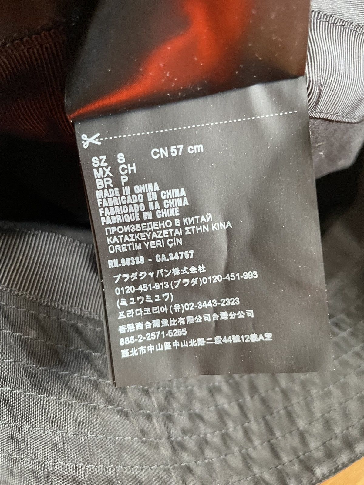 Prada Like new re-nylon Prada Bucket Hat Size ONE SIZE - 5 Thumbnail