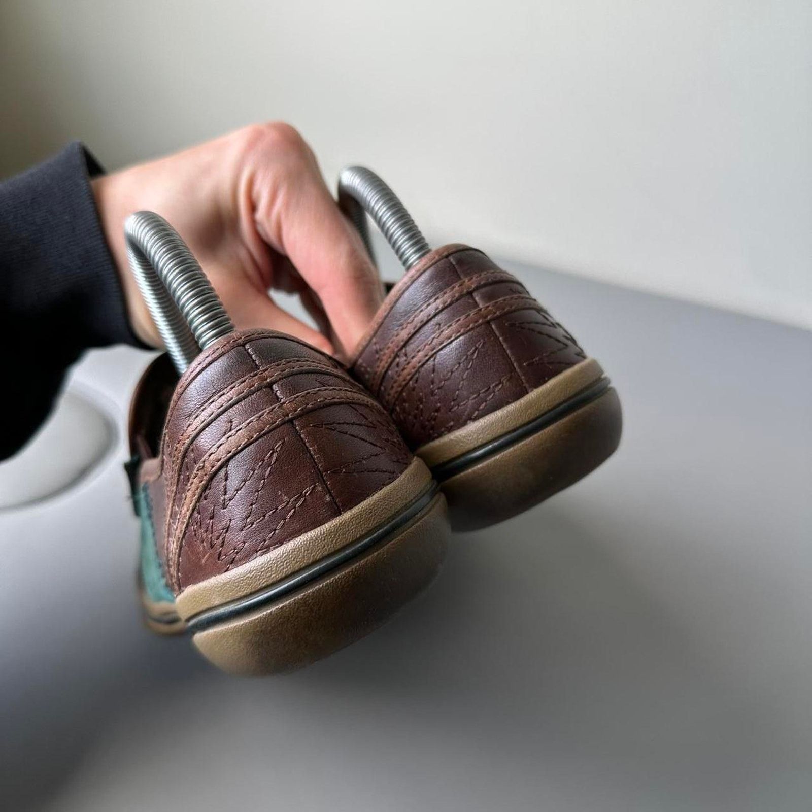 Merrell × Vintage Vintage 00s Merrell Brown Slip On Rubber Leather Shoe Size US 7 / IT 37 - 6 Thumbnail