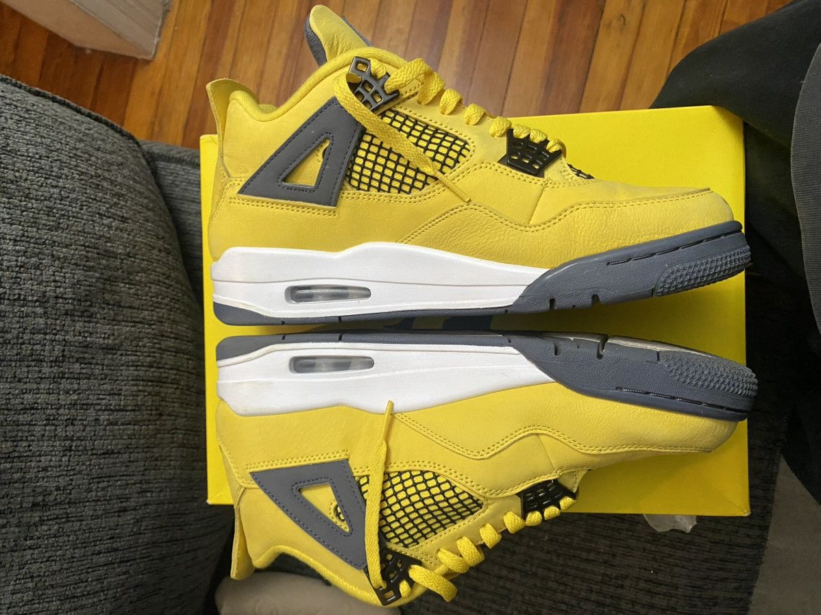 Jordan Brand Jordan 4 Lightning Size US 9 / EU 42 - 1 Thumbnail