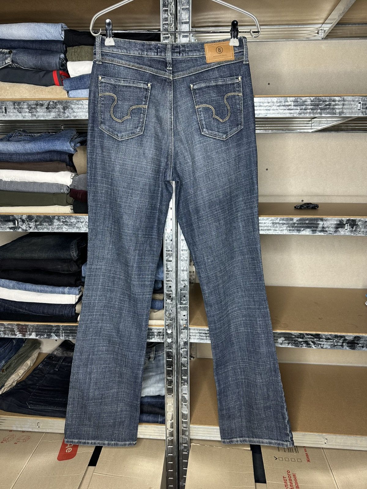 Bogner Bogner Premium Designer Denim Jeans Low Bootcut Women Sz 30 Size 30" / US 8 / IT 44 - 2 Thumbnail