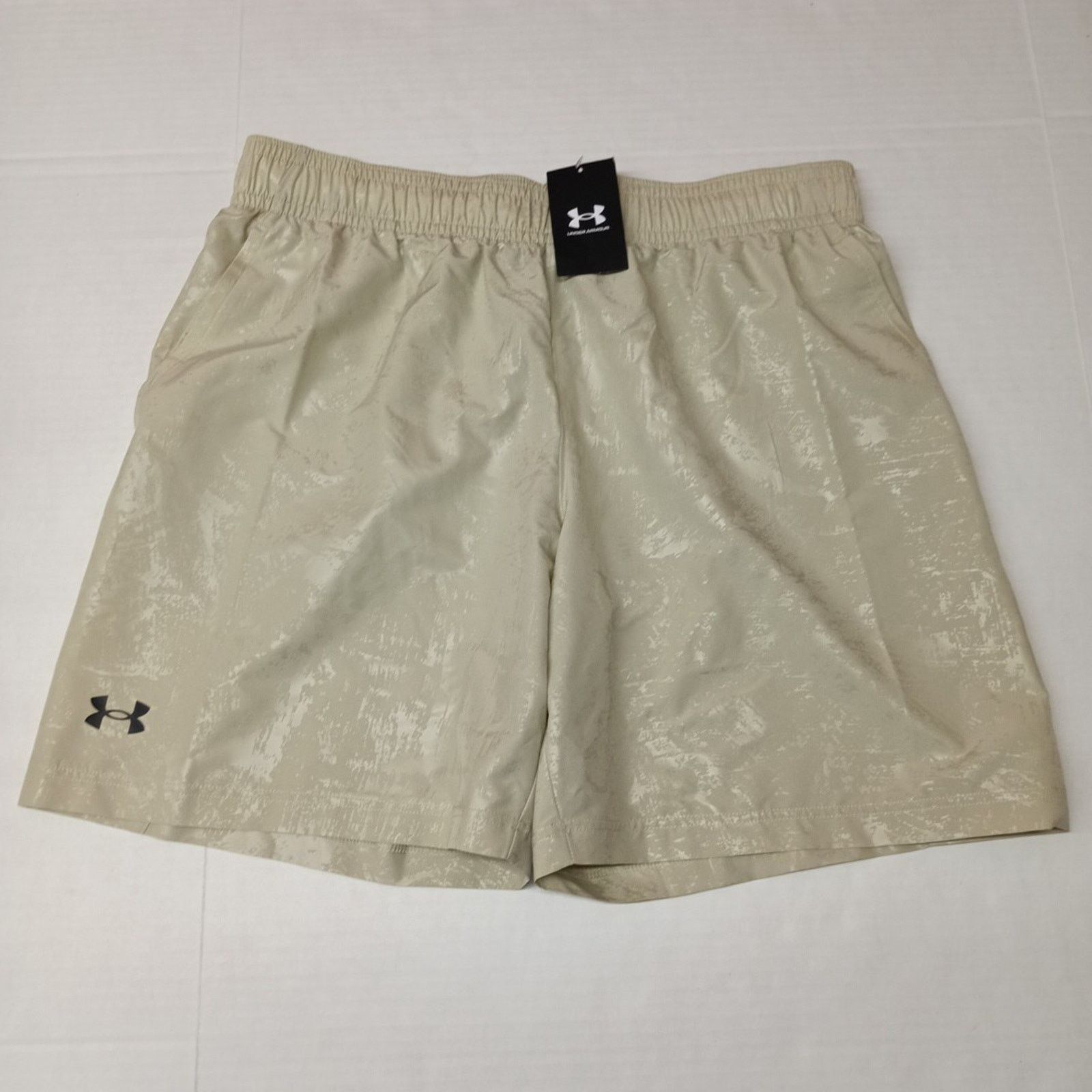 Under Armour Under Armour UA Woven Emboss Shorts Gym Shorts Mens XL Beige Size US 36 / EU 52 - 1 Thumbnail