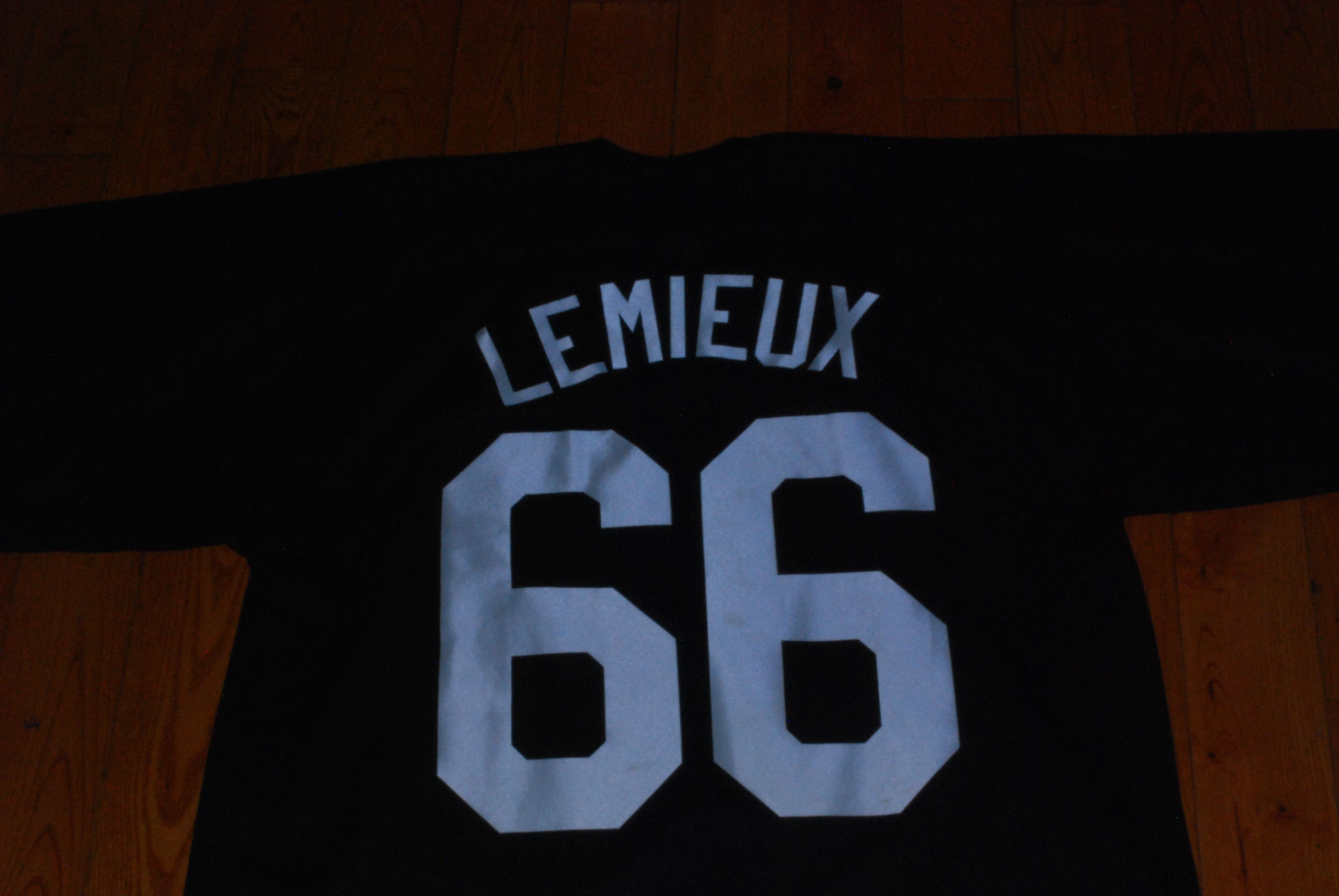 Ccm CCM Center Ice Pittsburgh Penguins Mario Lemieux NHL Jersey Size US L / EU 52-54 / 3 - 7 Thumbnail