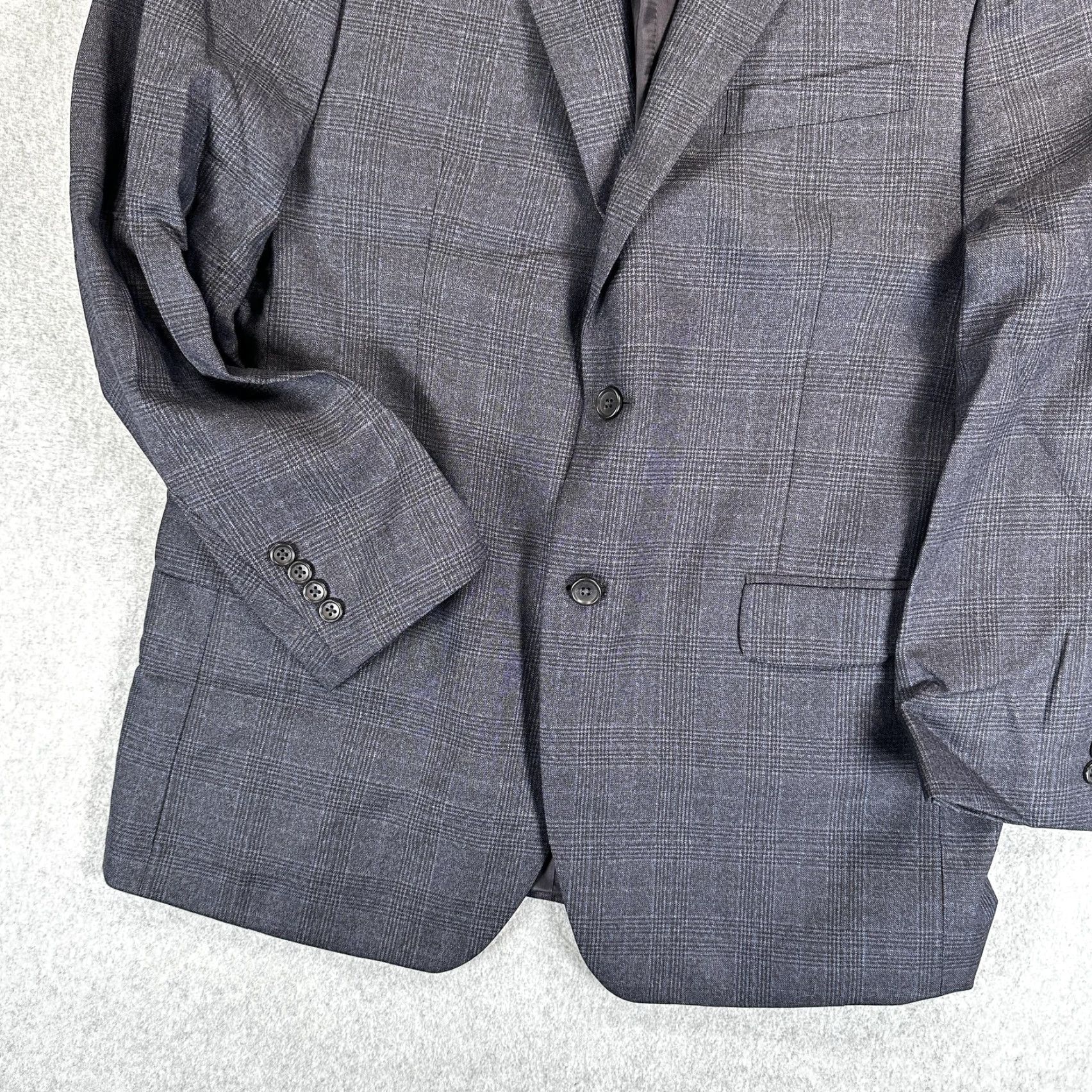 Jos. A. Bank Jos. A. Bank Sport Coat Mens 43 Gray Plaid Wool Tailored Fit Two Button Size US XS / EU 42 / 0 - 2 Thumbnail