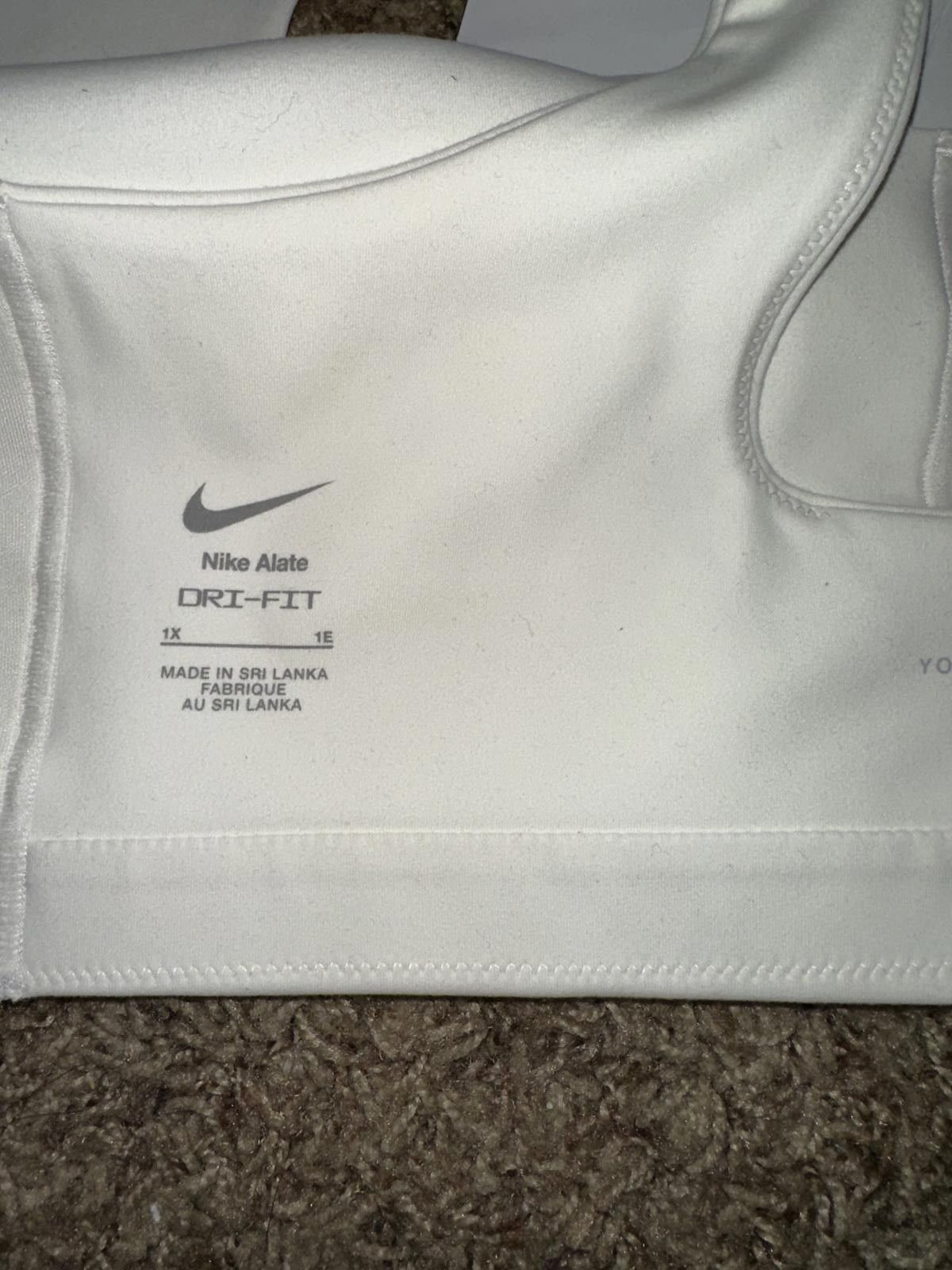Nike Nike Dri-FIT Alate Curve Cutout Sports Bra Sample Size ONE SIZE - 6 Thumbnail
