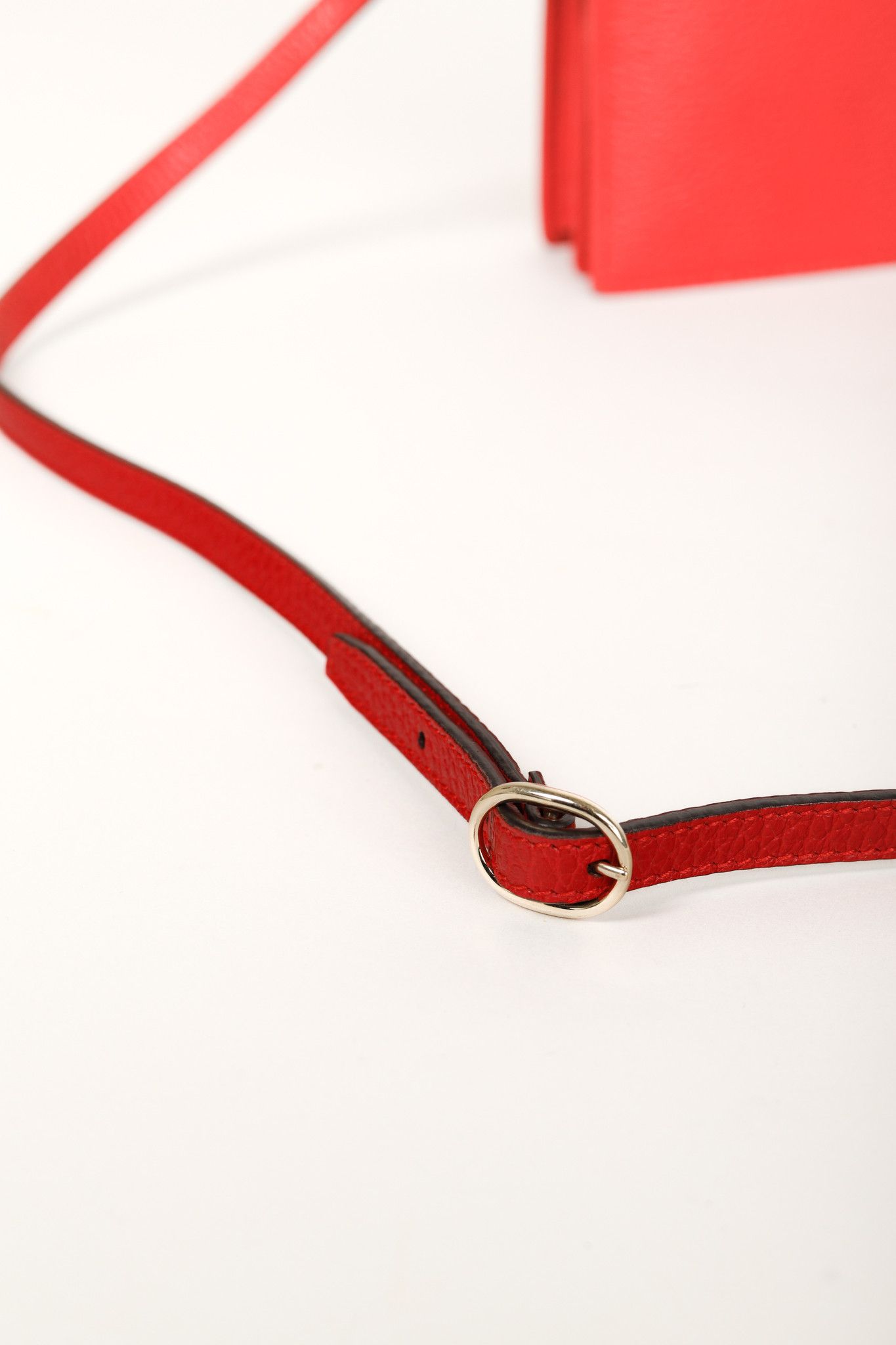 Gucci Gucci Swing Red Pebbled Leather Wallet Crossbody Size ONE SIZE - 7 Thumbnail
